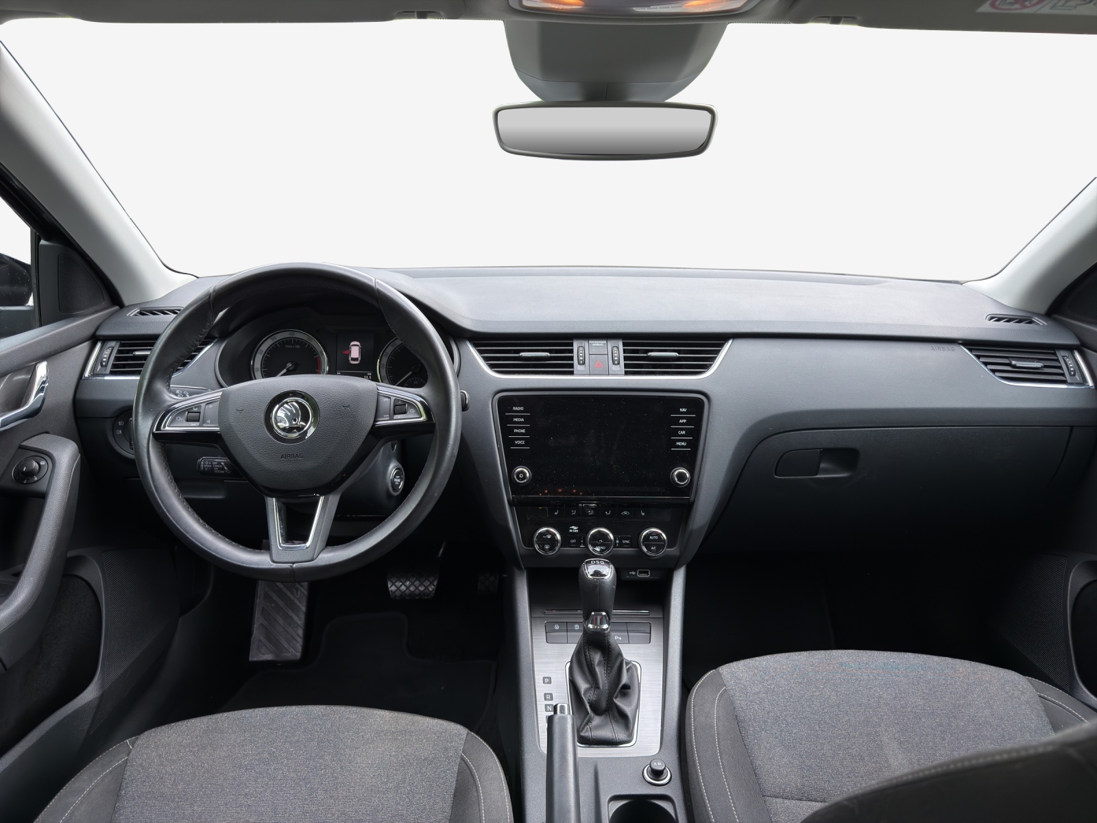 SKODA Octavia Combi 1.5 TSI Soleil DSG-image-8