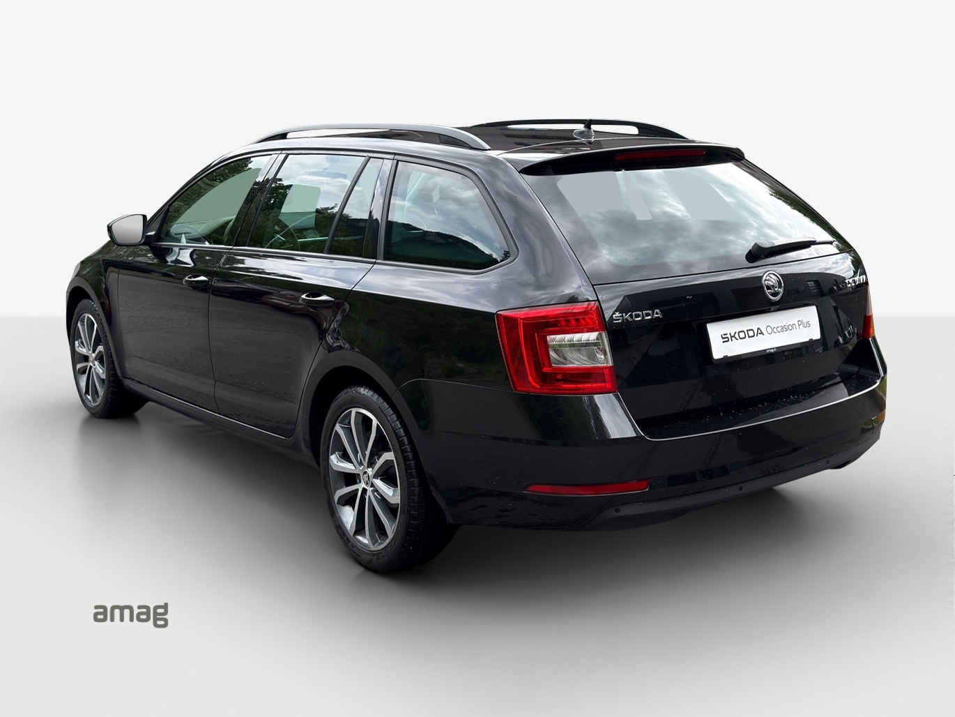 SKODA Octavia Combi 1.5 TSI Soleil DSG-showroom-element-2