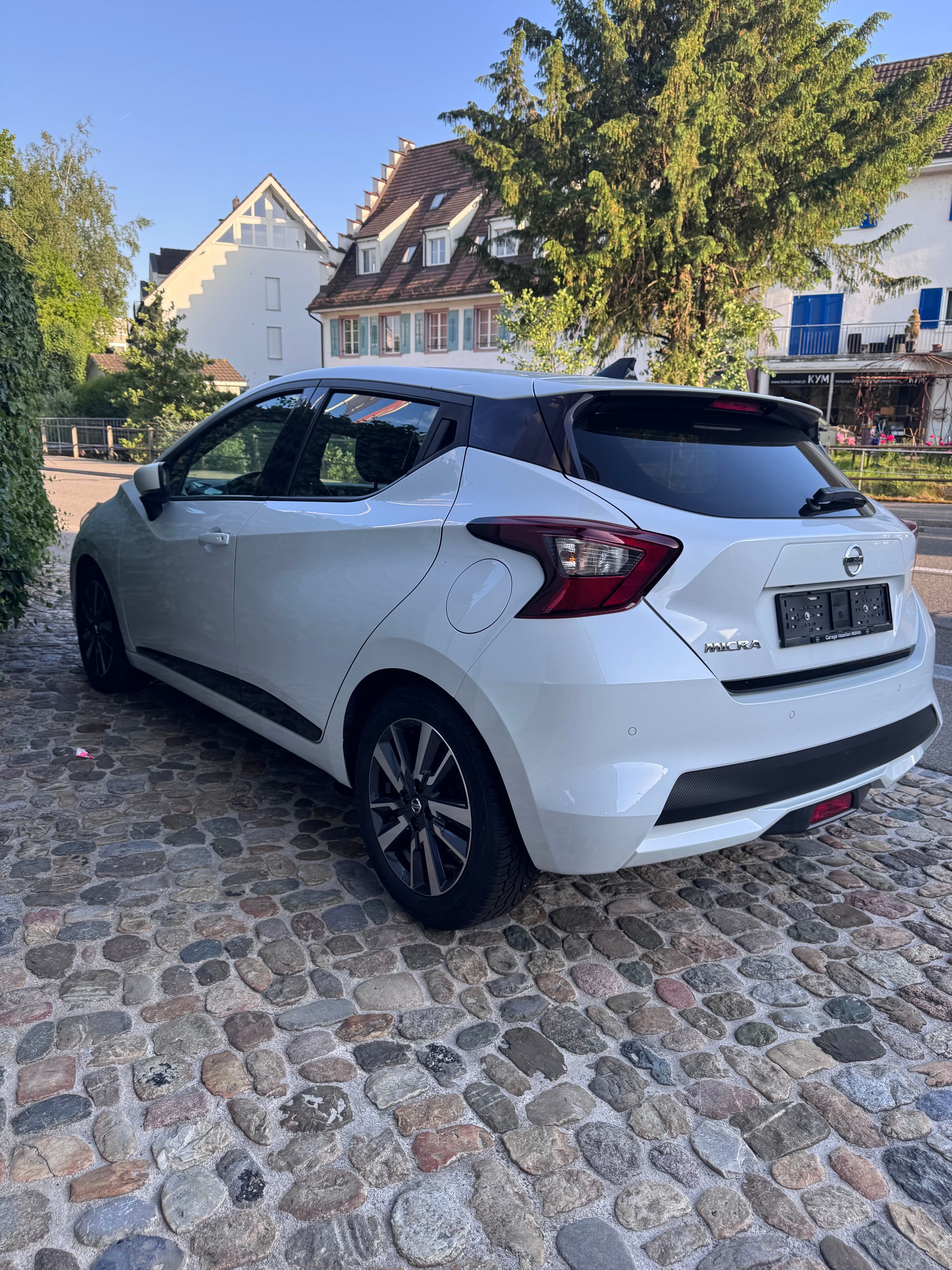 NISSAN Micra IG-T100 Xtronic Tekna AVM + LED-image-4