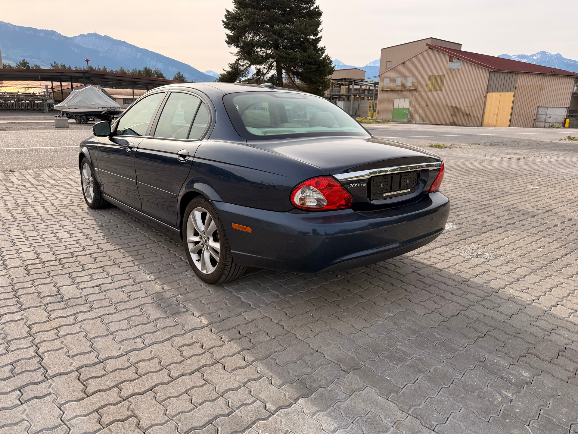 JAGUAR X-Type 2.2D Sovereign Automatic-showroom-element-2