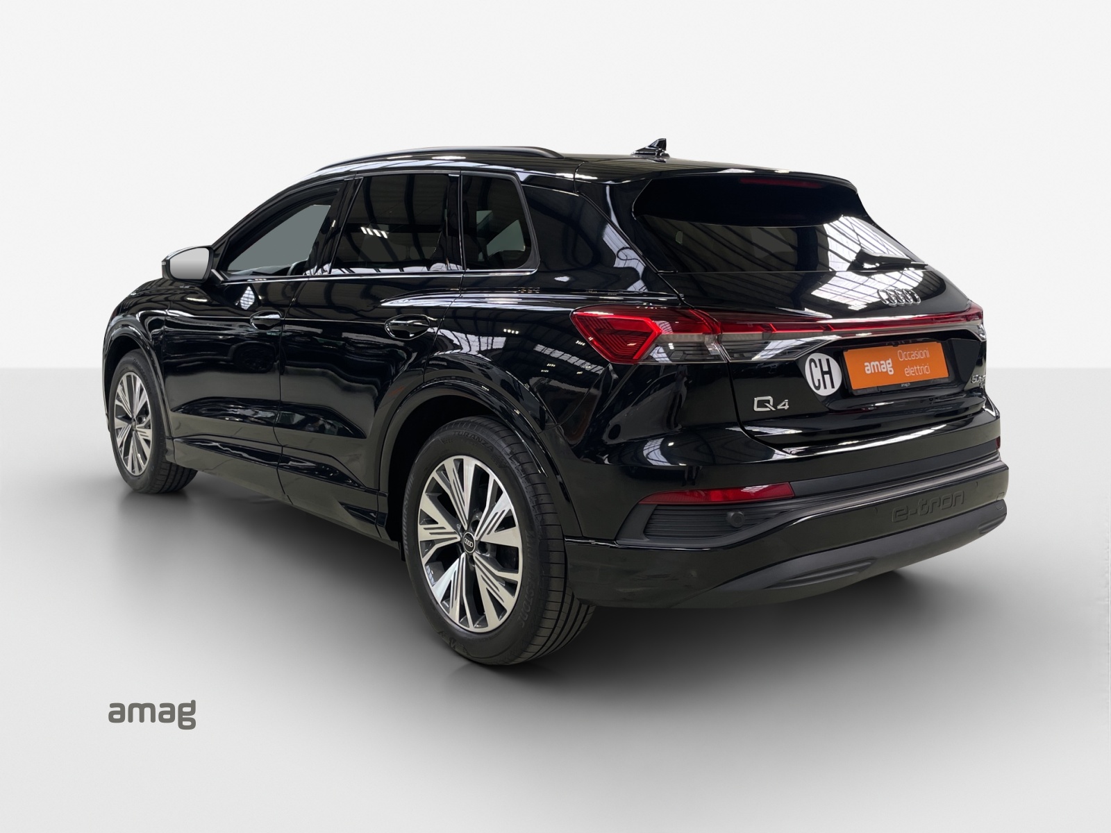 AUDI Q4 e-tron 50 quattro-image-3