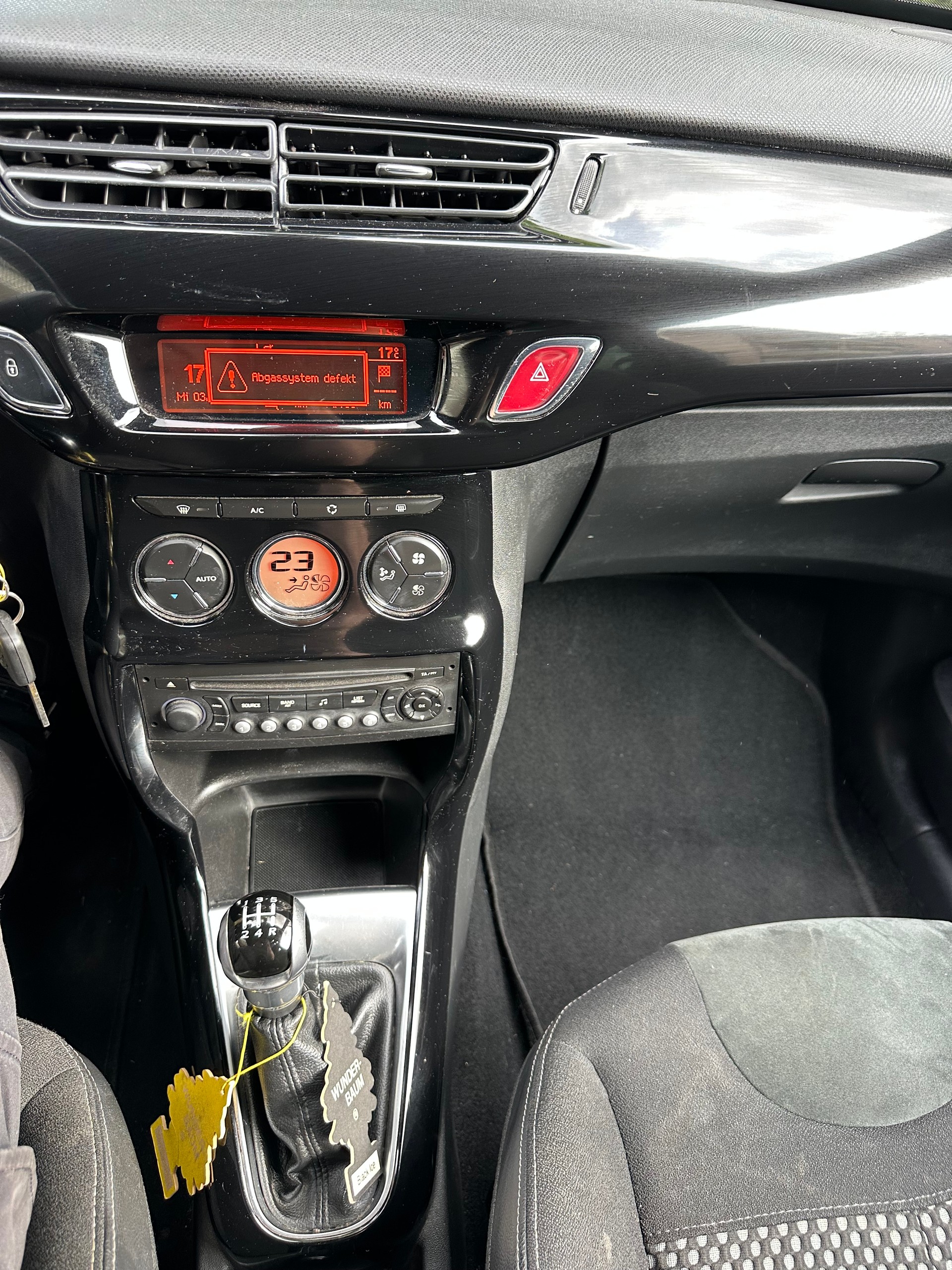 DS AUTOMOBILES DS3 1.6 VTi SO Chic-image-9