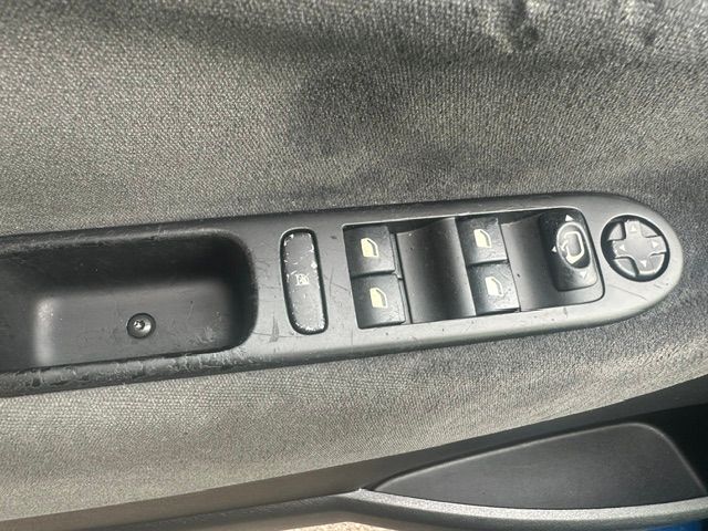 PEUGEOT 207 1.6 16V XS-image-13