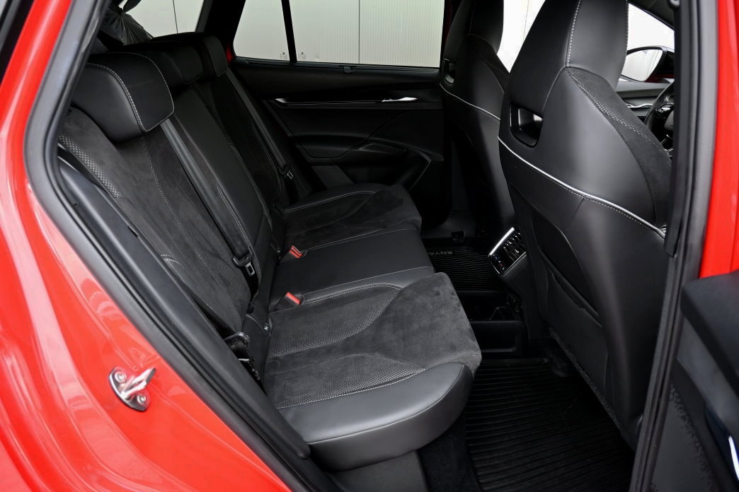 SKODA Enyaq iV 80x SportLine-image-7