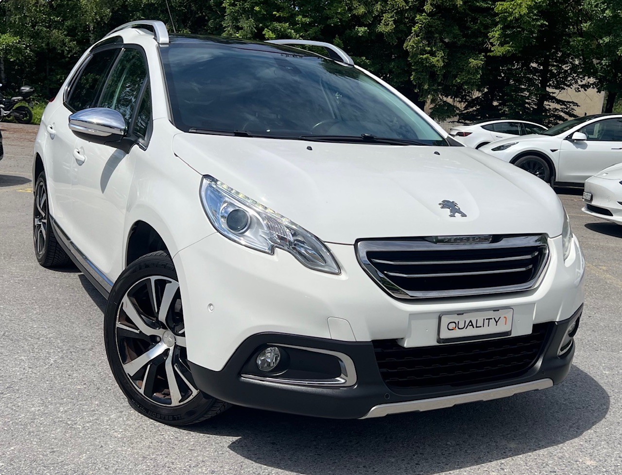 PEUGEOT 2008 1.6 VTI Allure-image-0