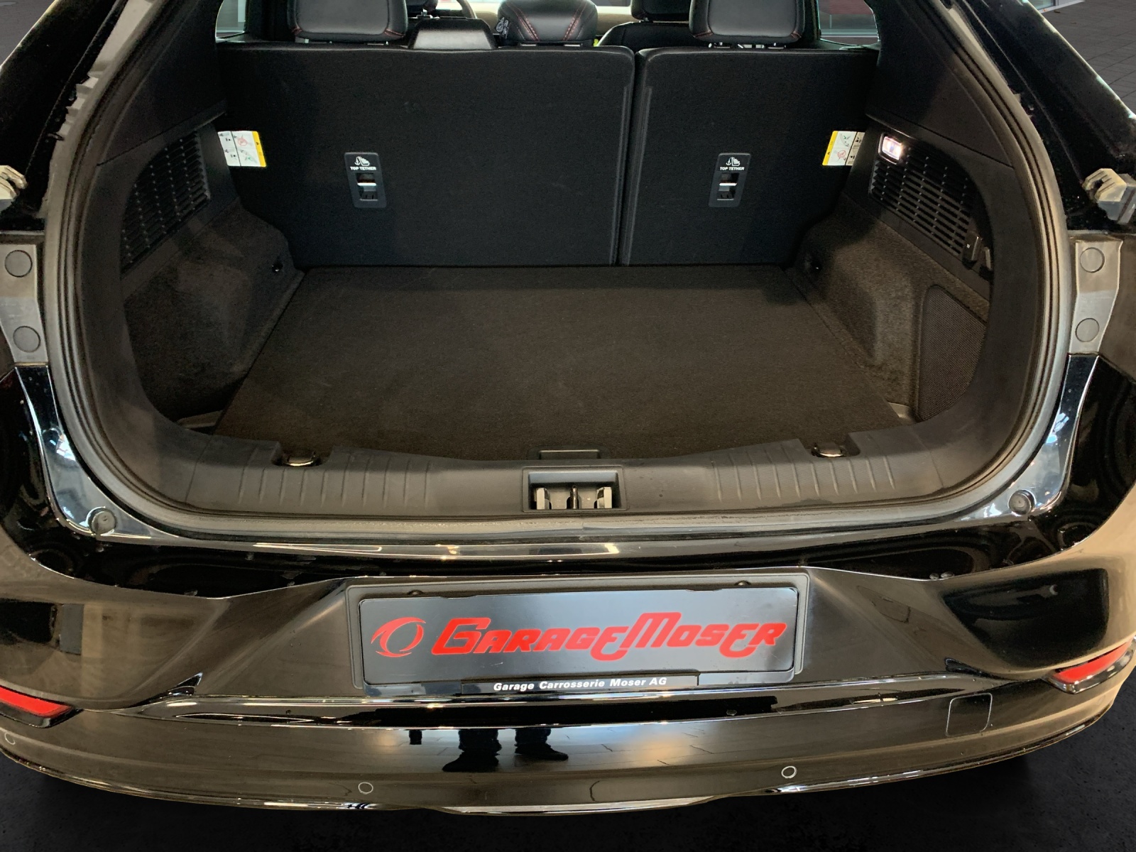 FORD Mustang Mach-E Premium AWD-image-11