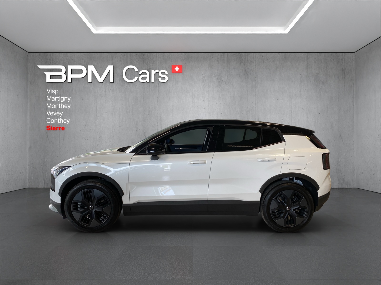 VOLVO EX30 Cross Country E60 69kWh Twin Performance AWD-image-16