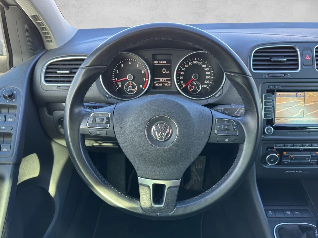 VW Golf 1.4 TSI Highline DSG-image-11