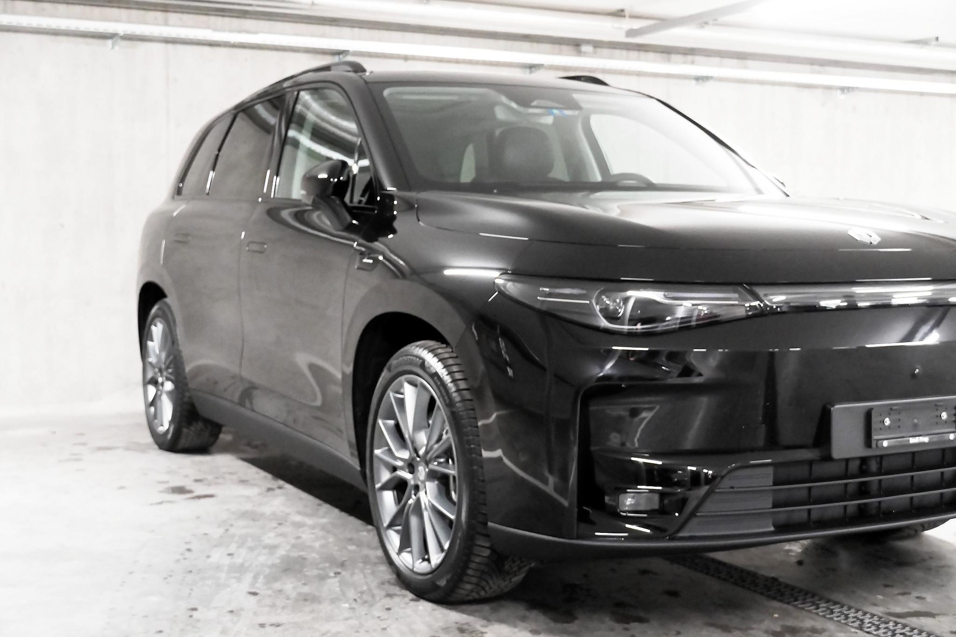 LEAPMOTOR C10 Design AWD-image-11