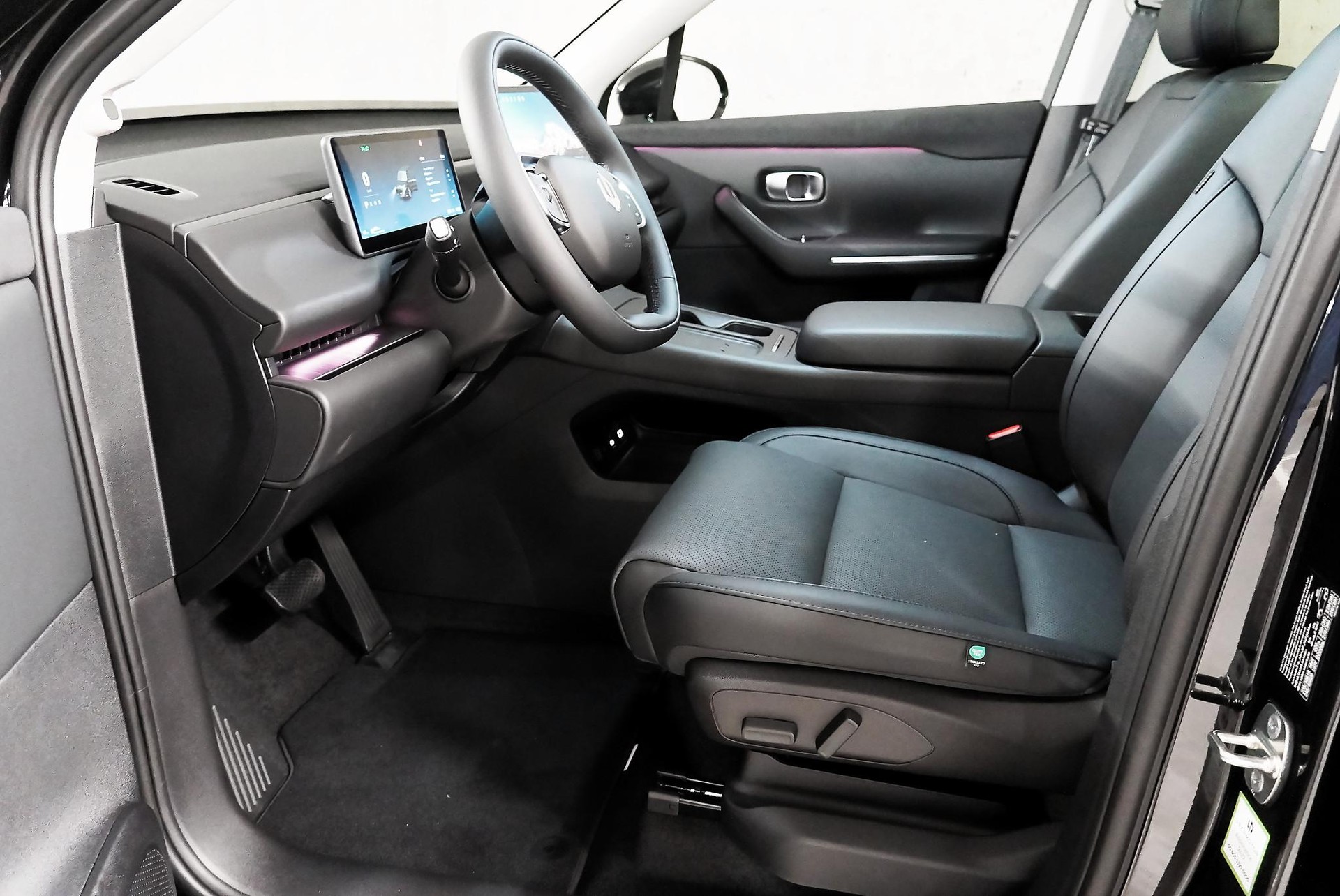 LEAPMOTOR C10 Design AWD-image-2