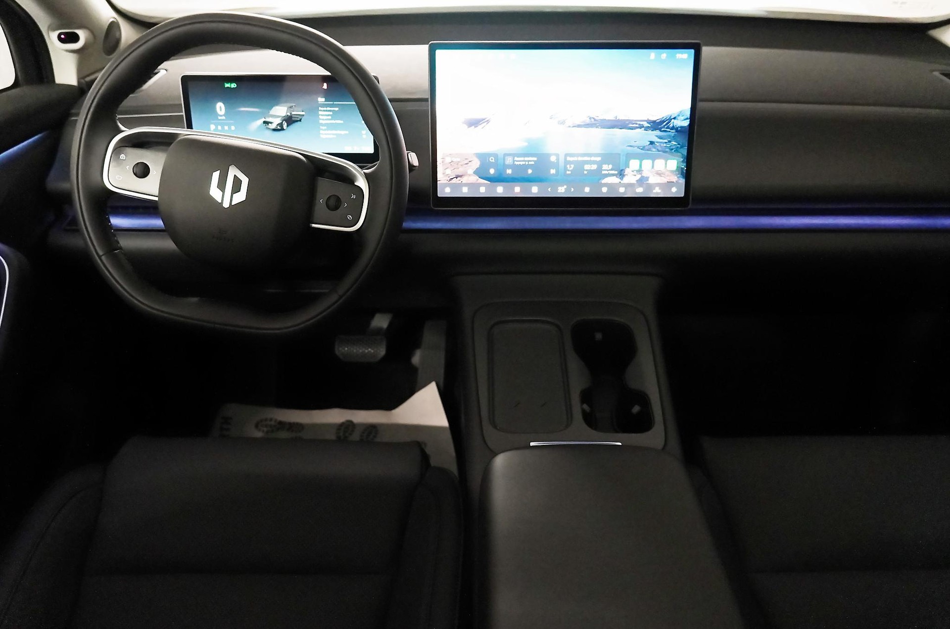 LEAPMOTOR C10 Design AWD-image-9