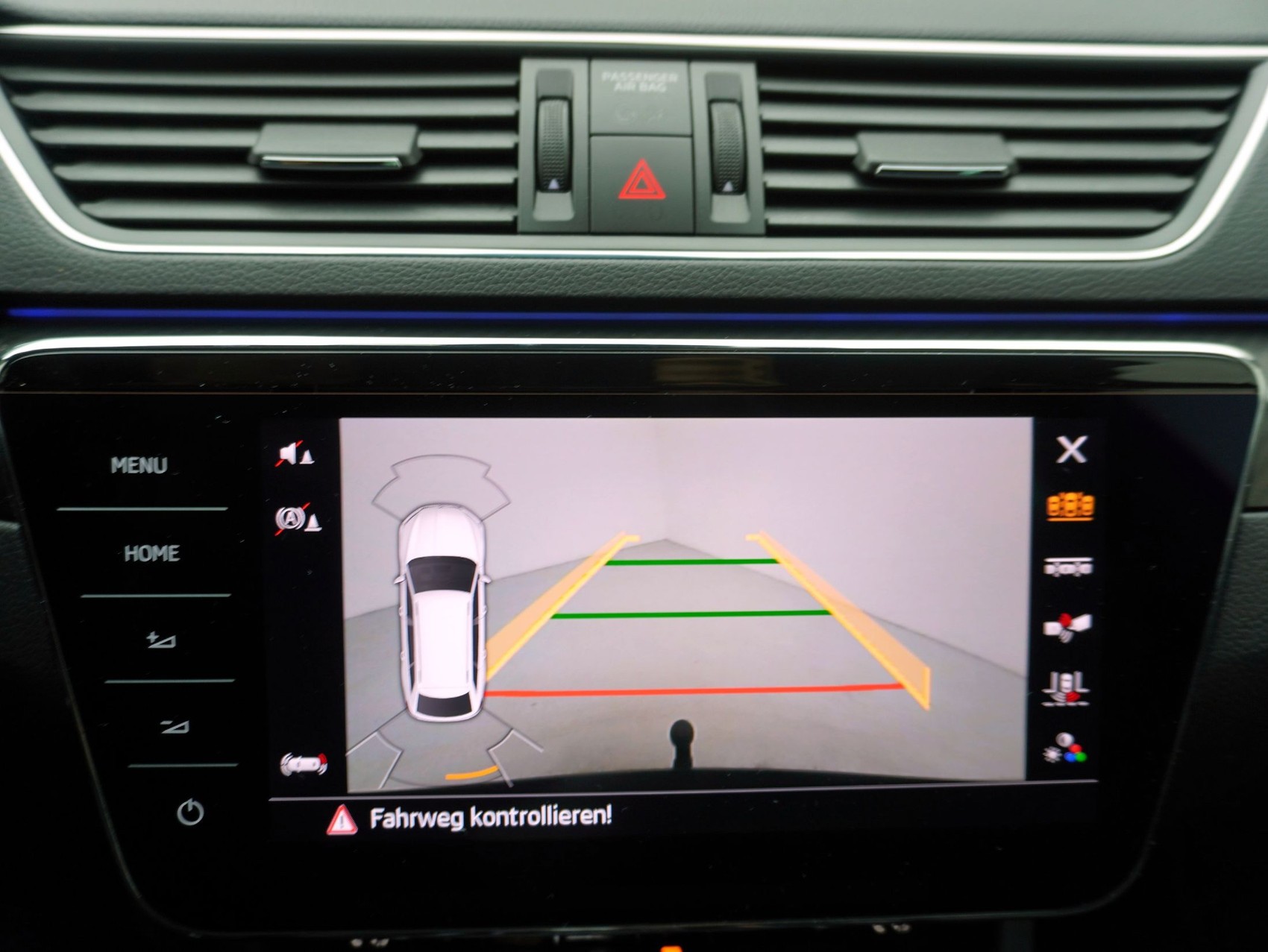 SKODA Superb Combi 2.0 TSI DSG Sport Line 4x4-image-21