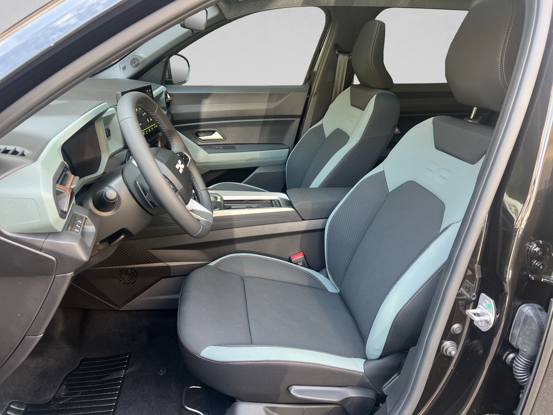 DACIA Bigster TCe 150 48V Extreme 4x4-image-4