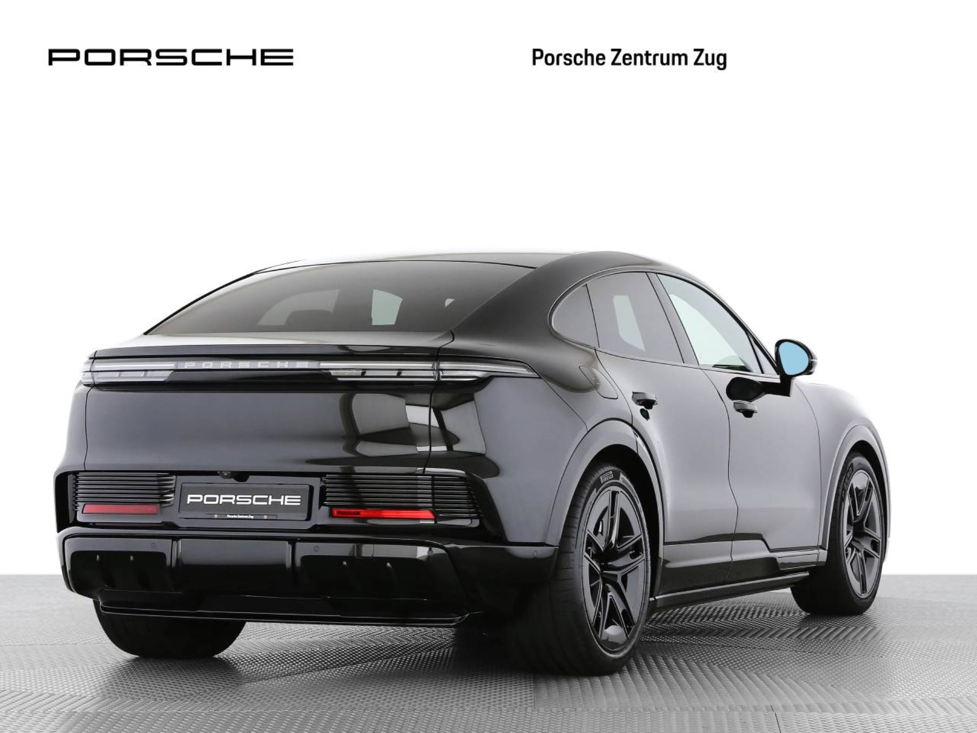 PORSCHE Cayenne S Coupé Electric-image-1