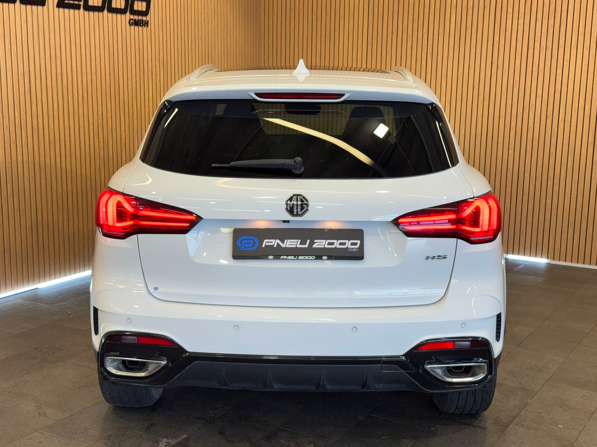 MG HS DCT Luxury-image-6