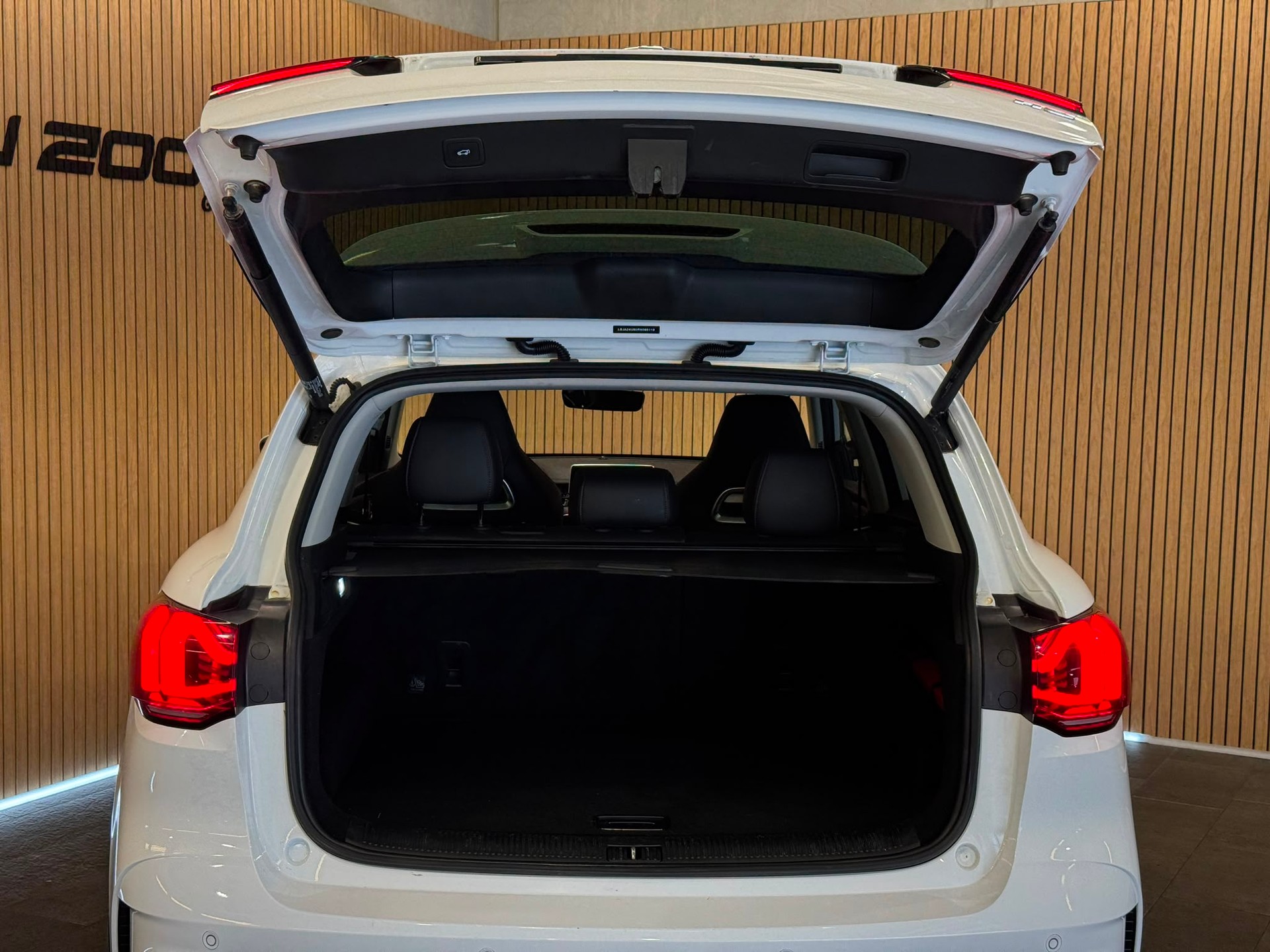 MG HS DCT Luxury-image-7