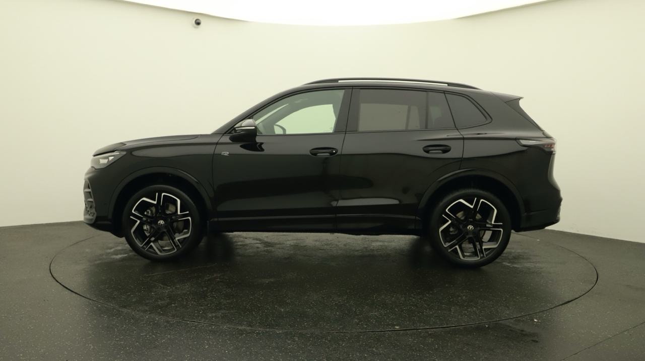 VW Tiguan 2.0 TDI SCR R-Line 4Motion DSG-image-1