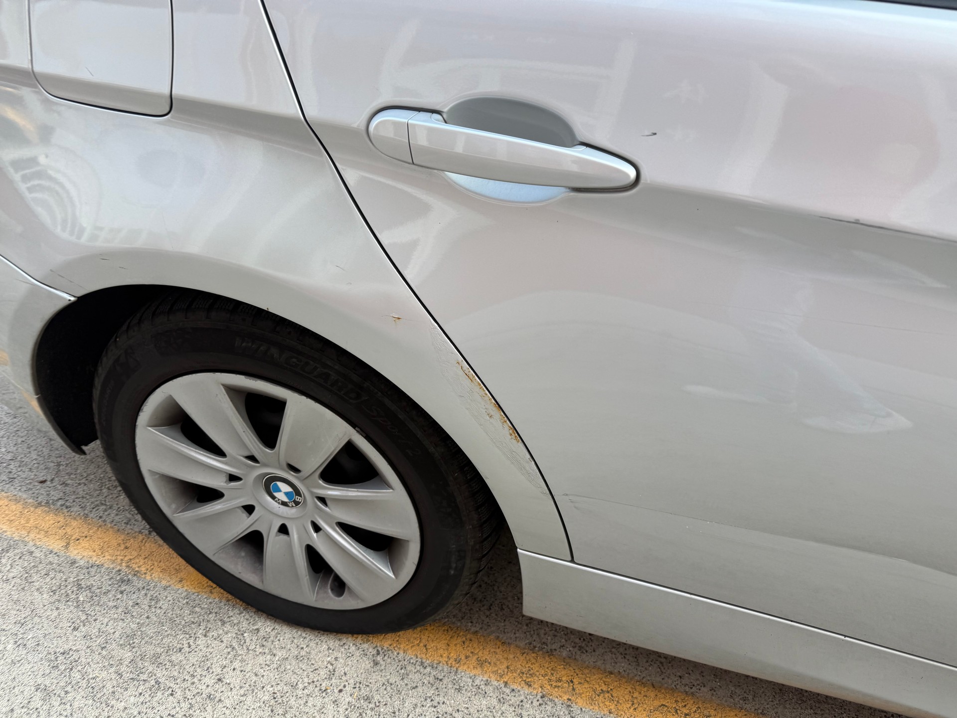 BMW 320d Touring-image-4