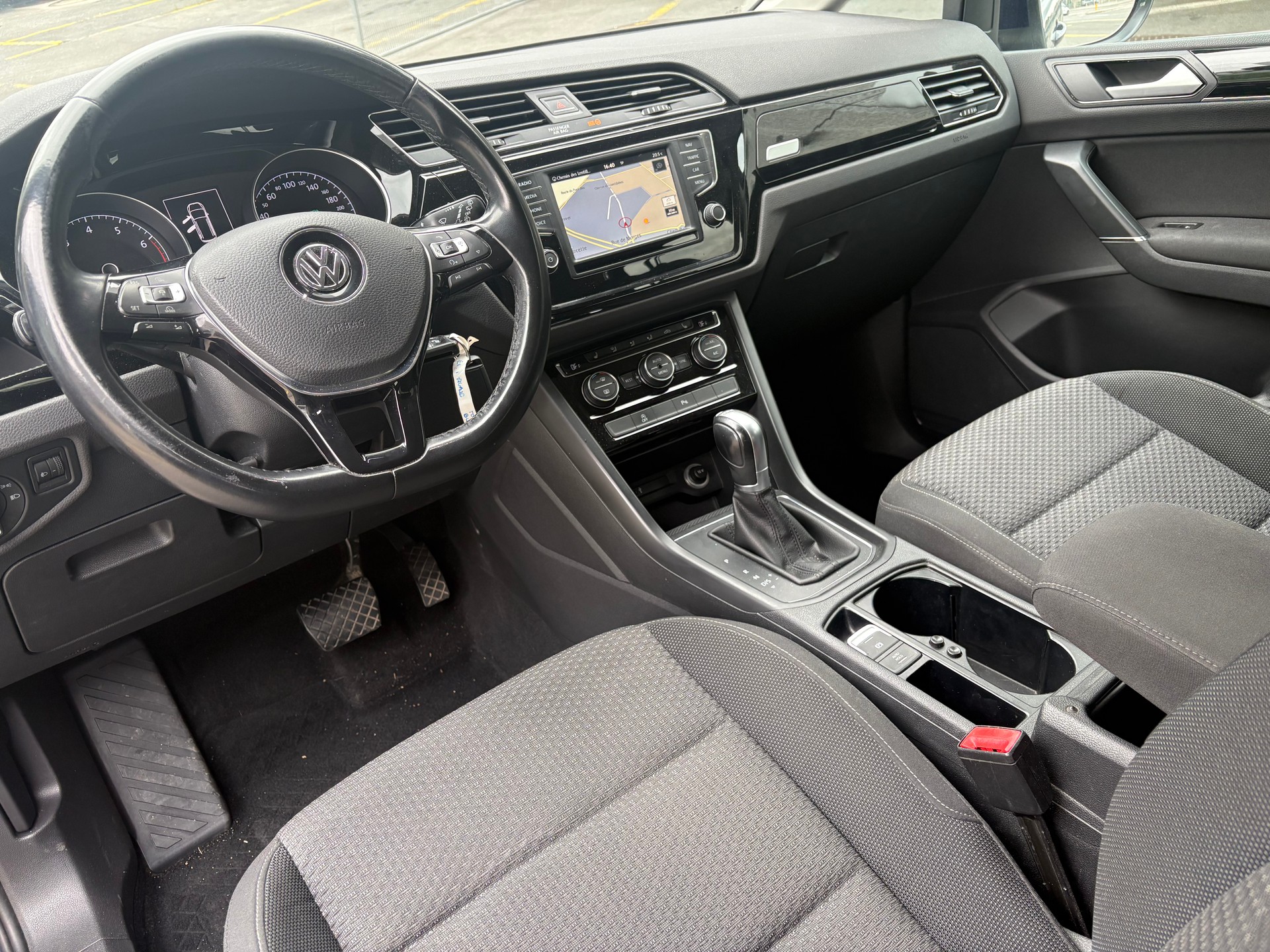 VW Touran 1.4 TSI BlueMotion Technology Comfortline DSG-image-6