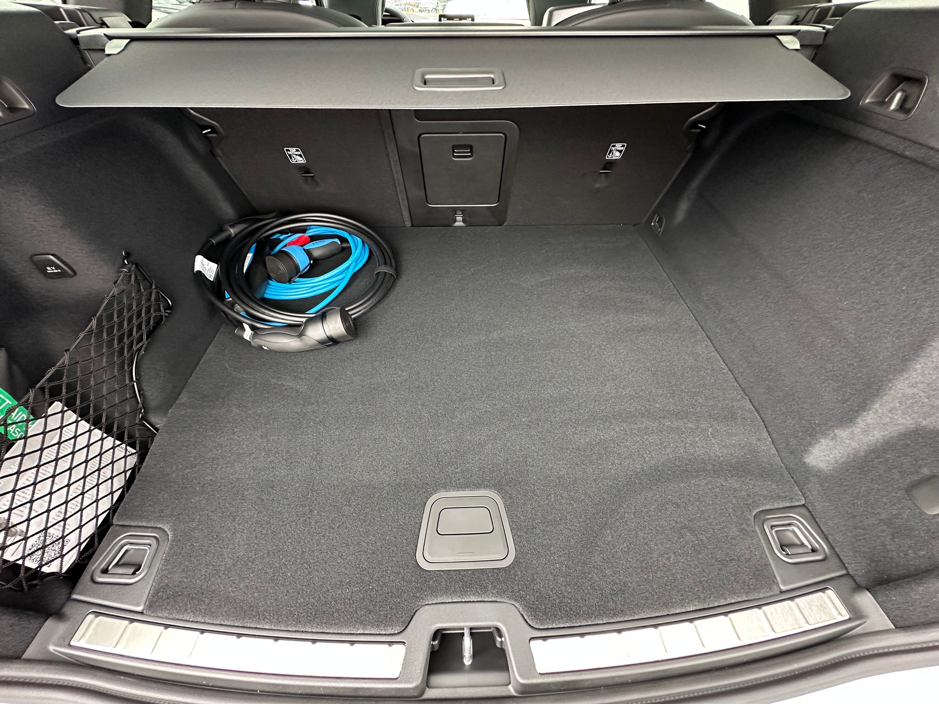 VOLVO XC60 2.0 T8 TE Black Edition eAWD-image-15