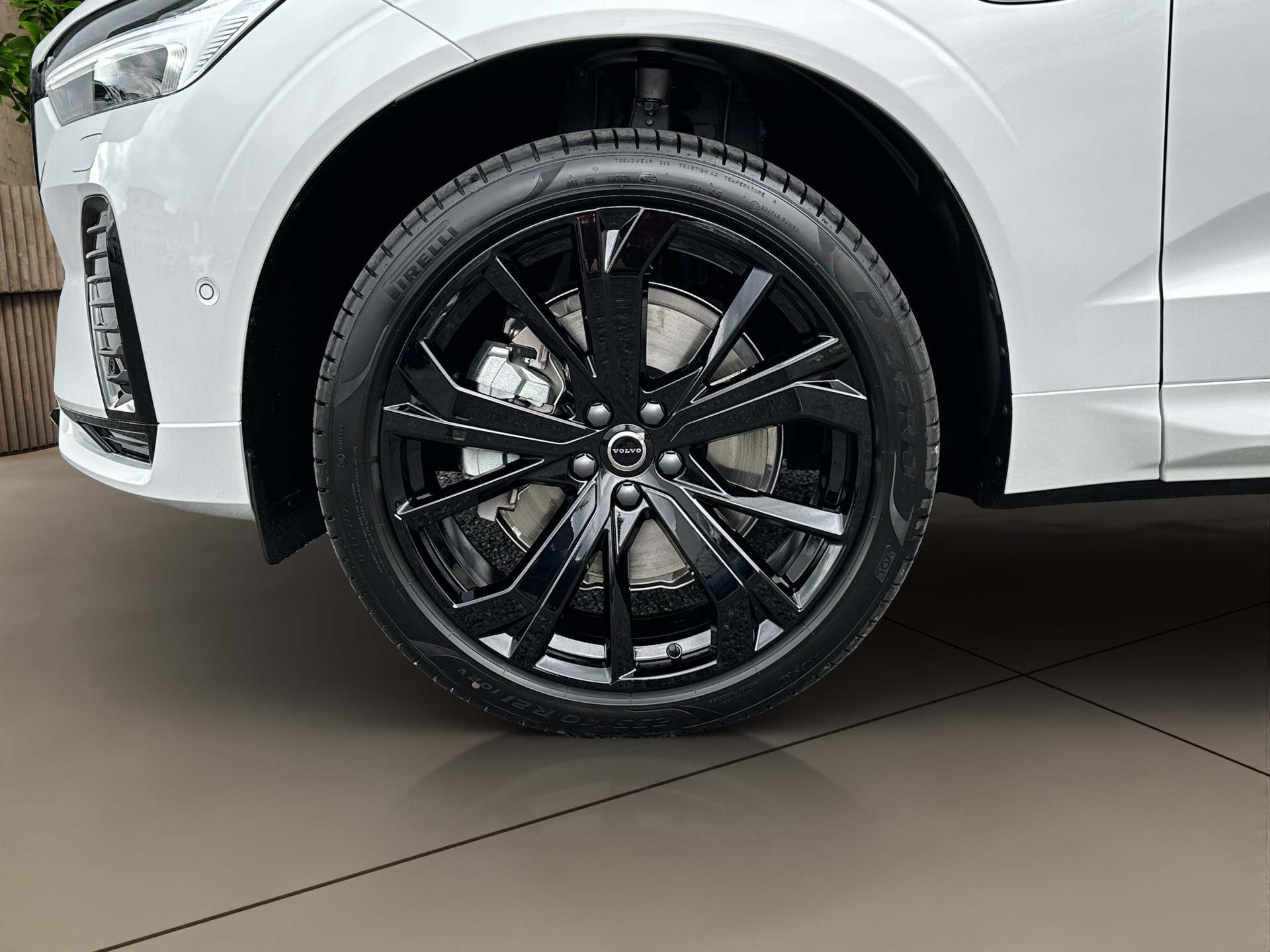 VOLVO XC60 2.0 T8 TE Black Edition eAWD-image-7