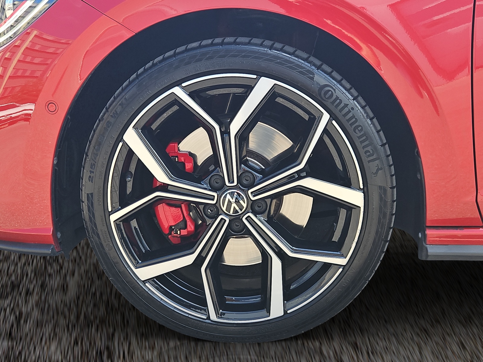 VW Polo 2.0 TSI GTI DSG-image-4
