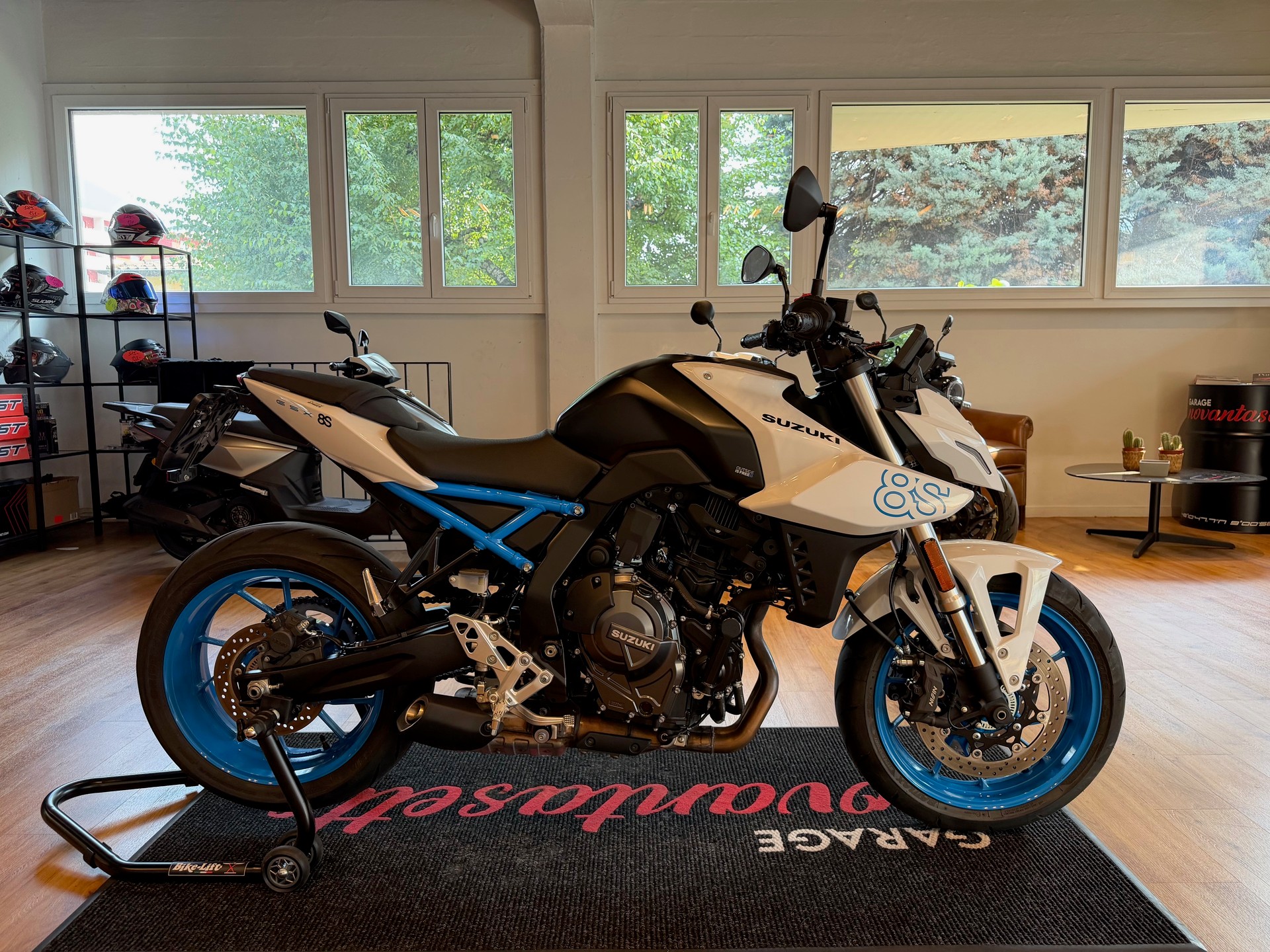 SUZUKI GSX 8 S EVO-image-2
