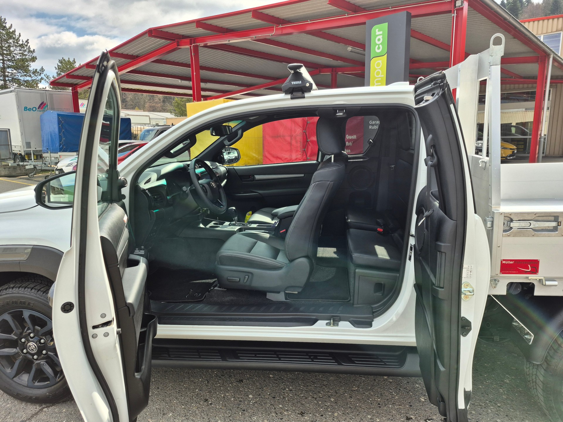TOYOTA Hilux 2.8D-4D Invincible Extra Cab 4x4 A-image-18