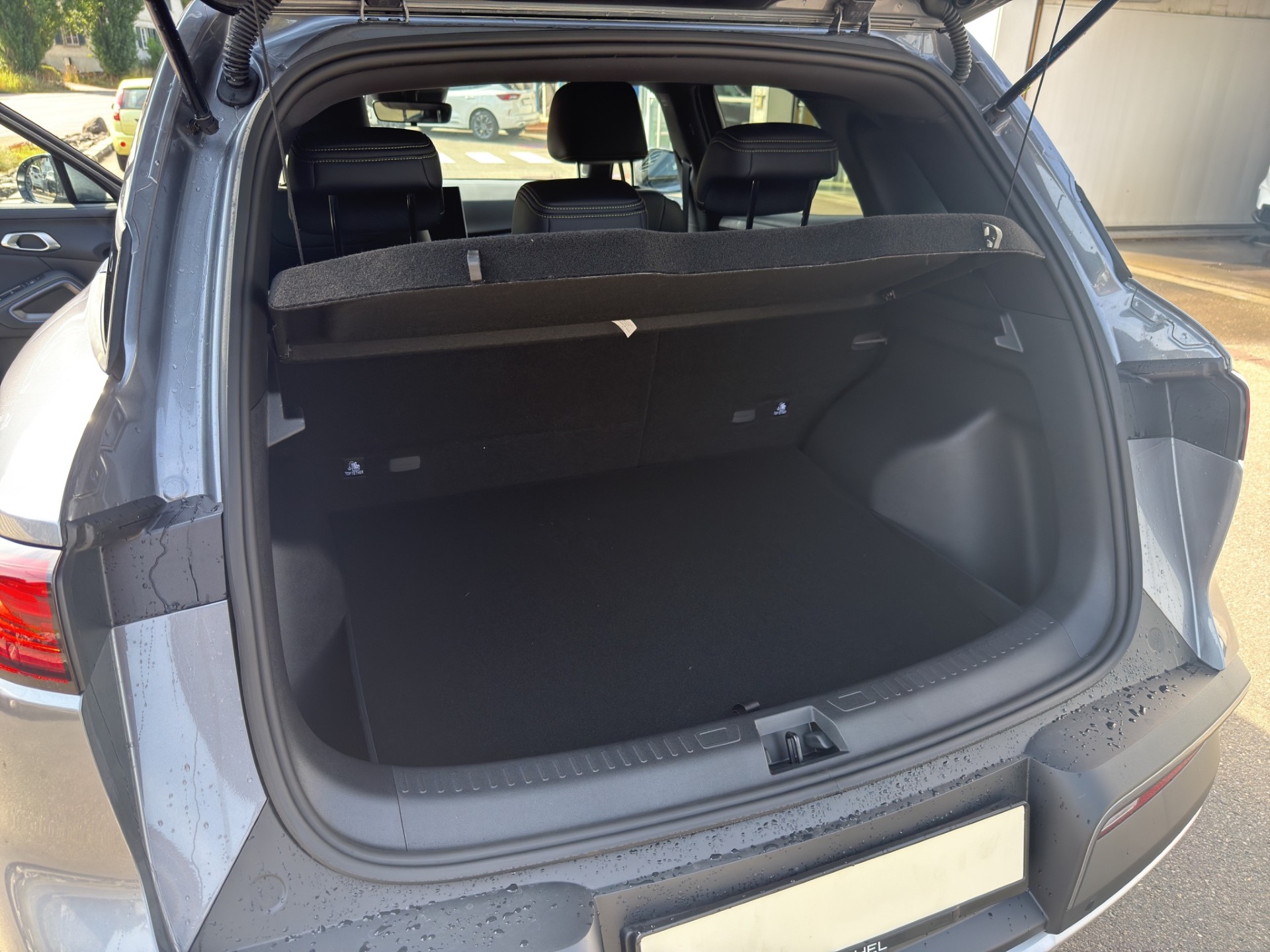 BYD Atto 2 DM-i Boost-image-13