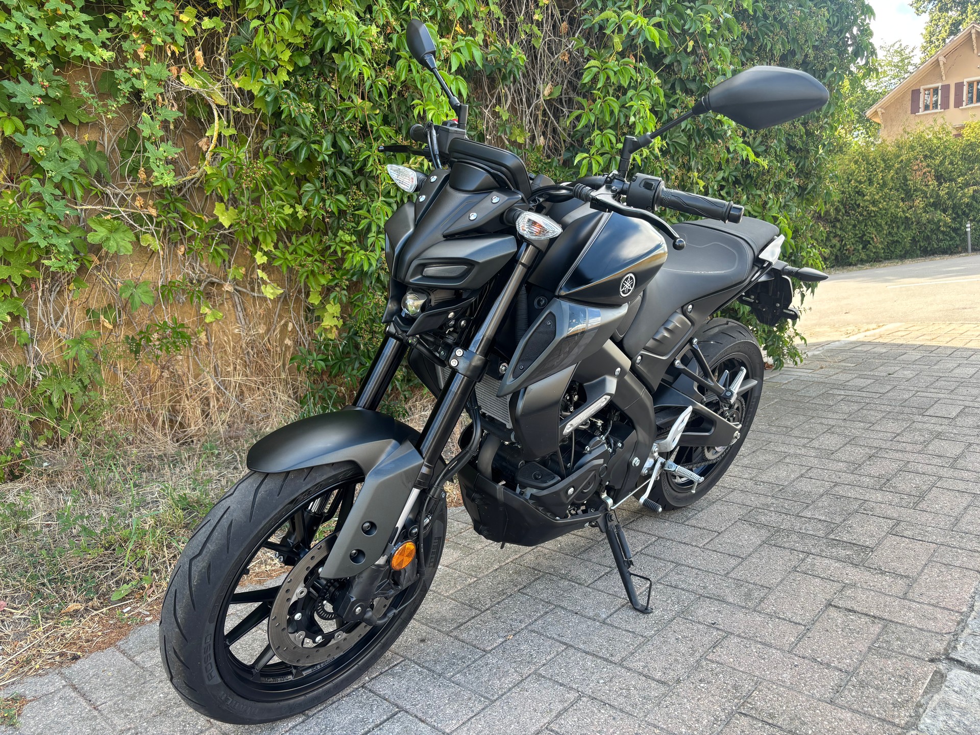 YAMAHA MT-125 ABS-image-4