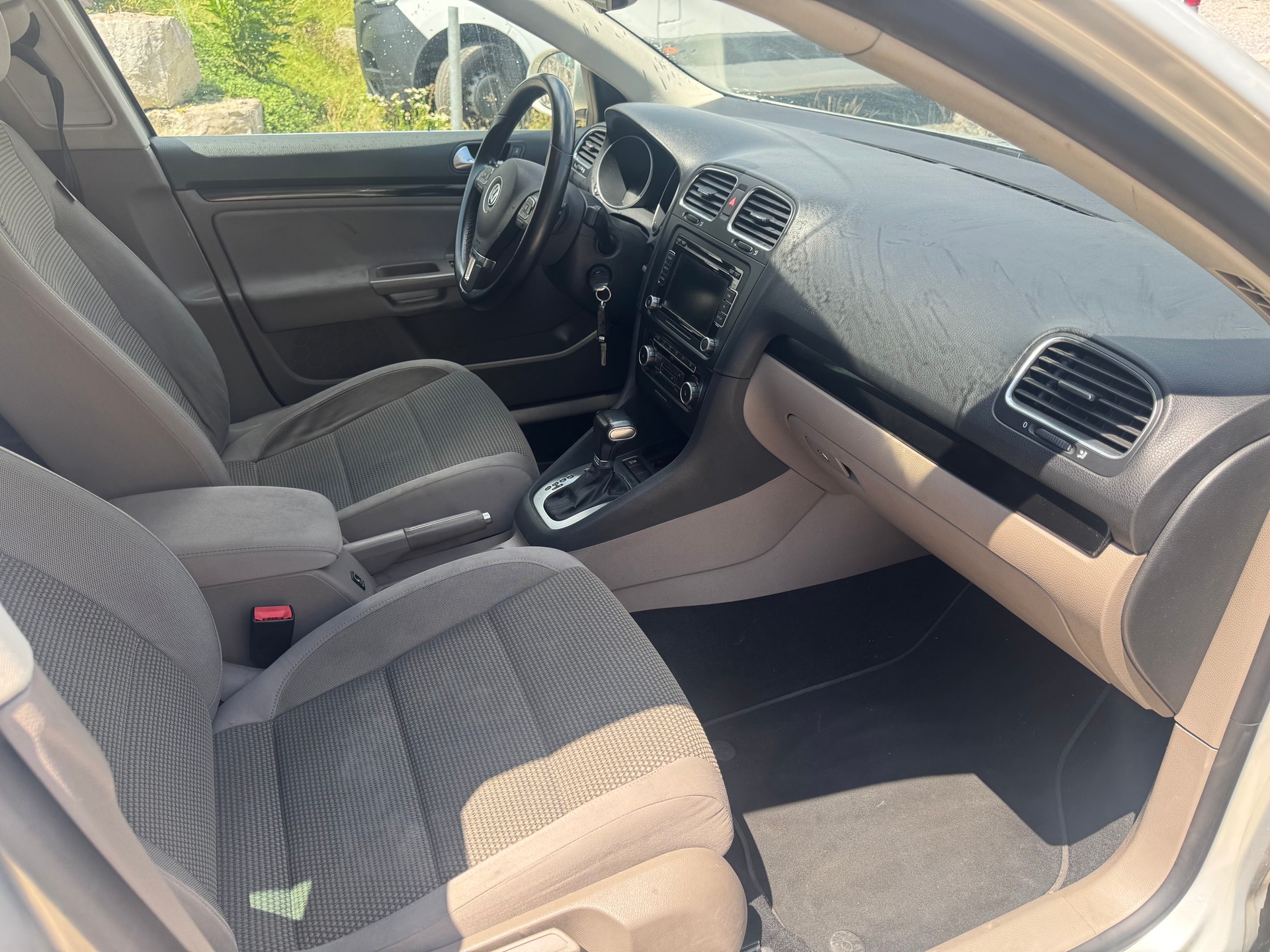 VW Golf Variant 1.4 TSI Comfortline DSG-image-7
