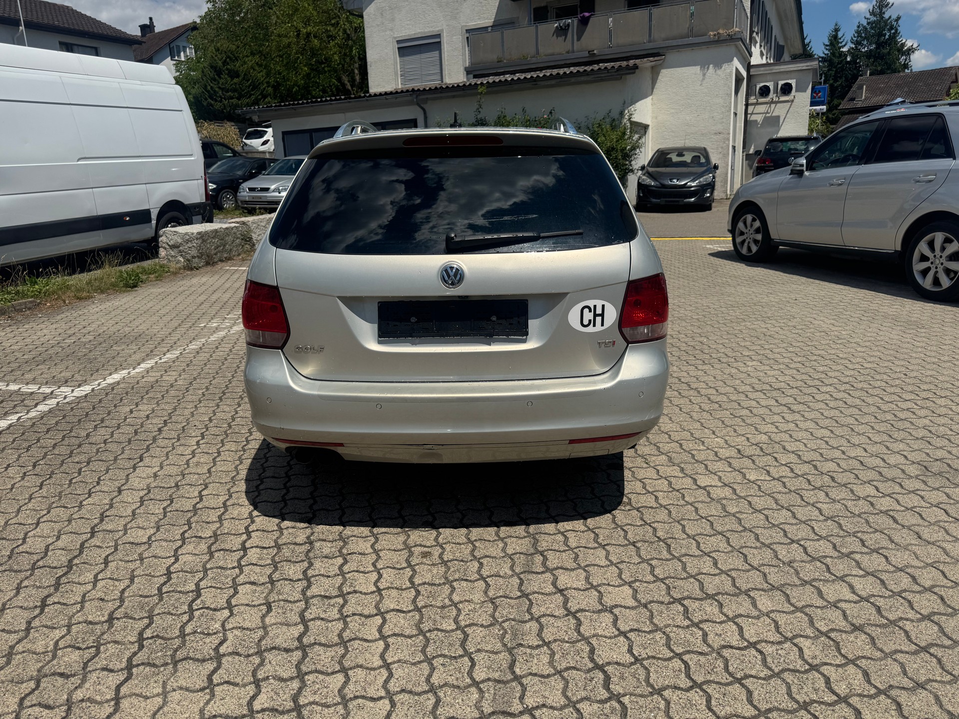 VW Golf Variant 1.4 TSI Comfortline DSG-image-4