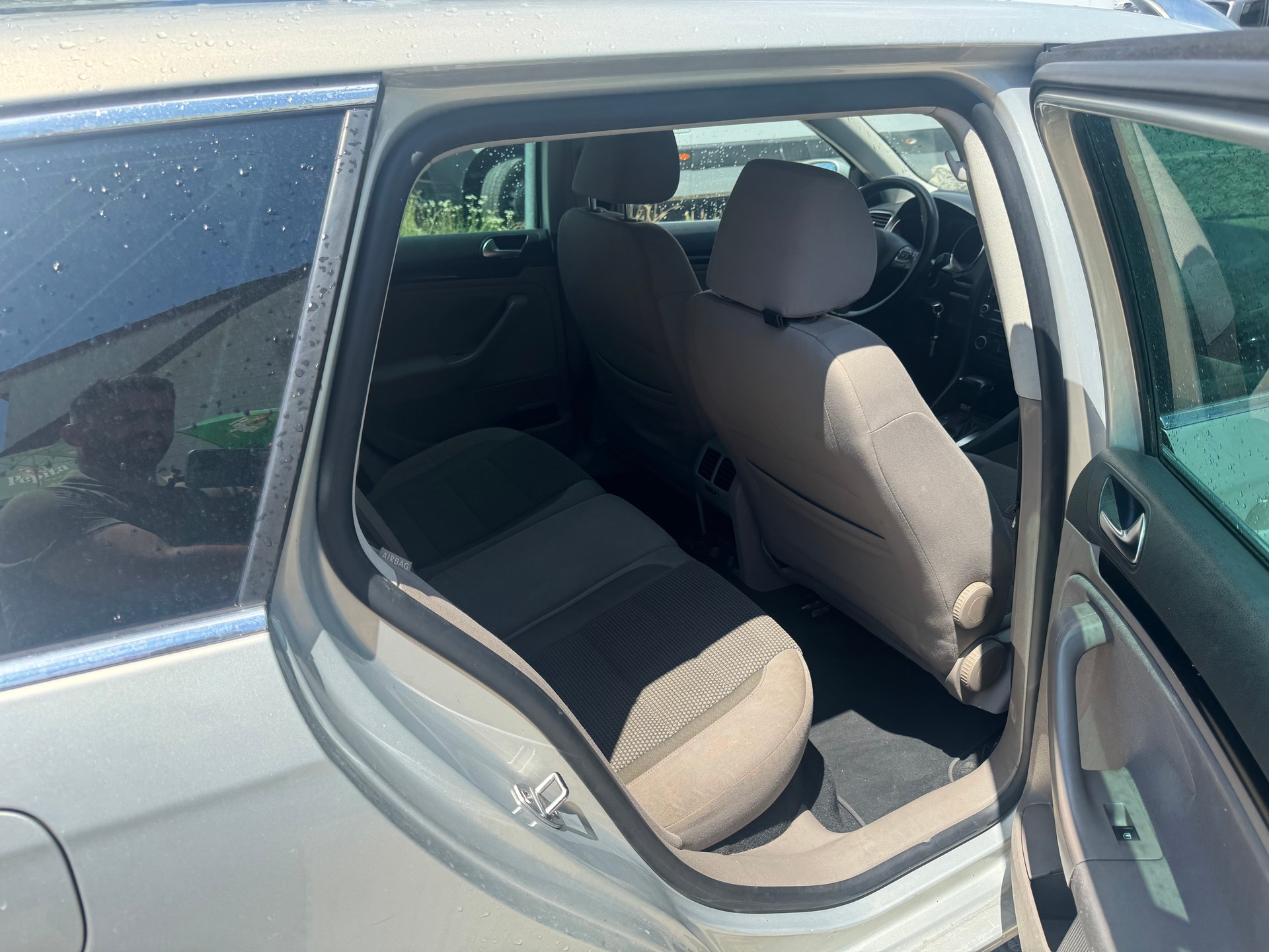VW Golf Variant 1.4 TSI Comfortline DSG-image-6