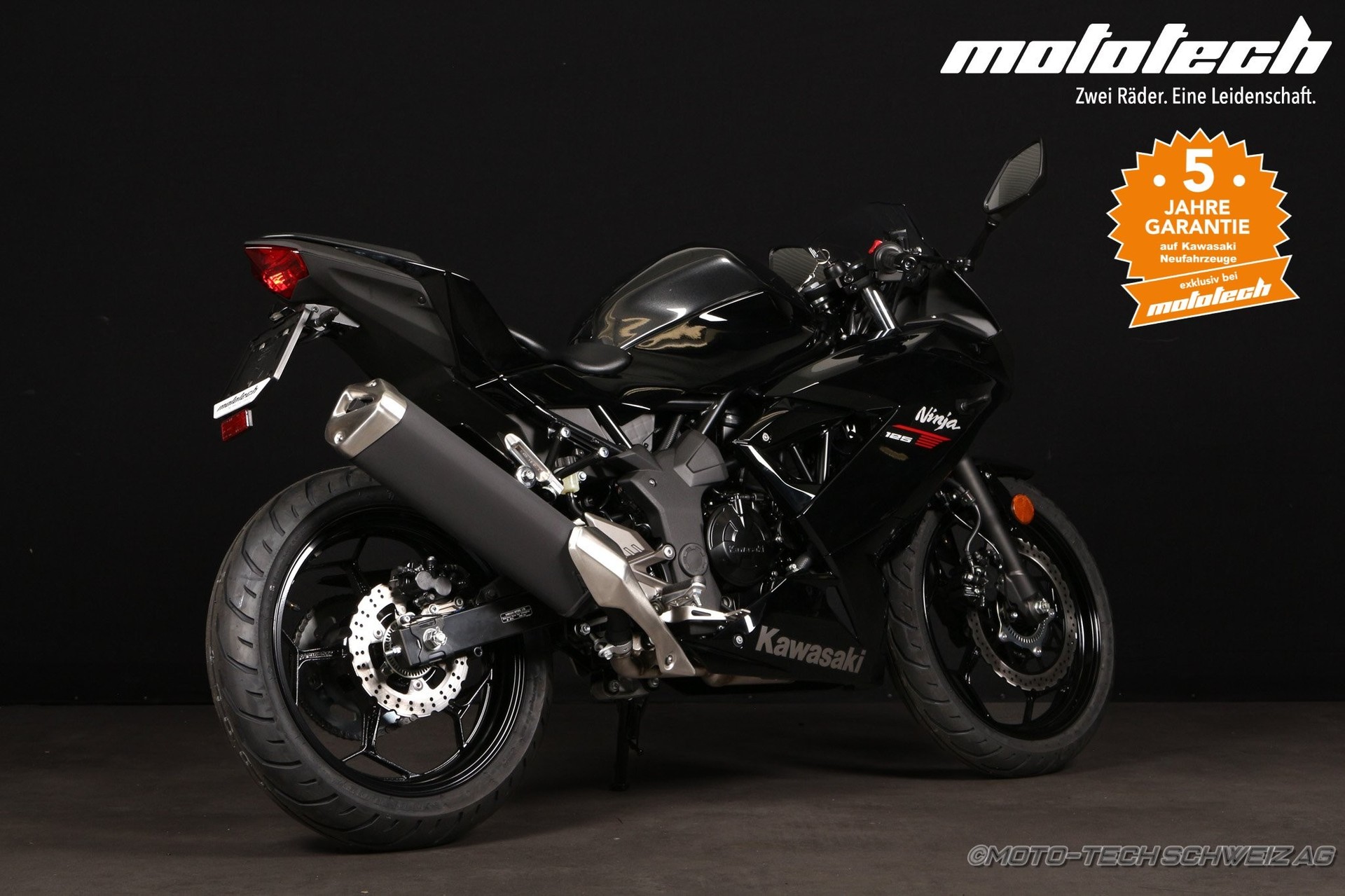 KAWASAKI Ninja 125 MY 26 STAGE 1-showroom-element-1