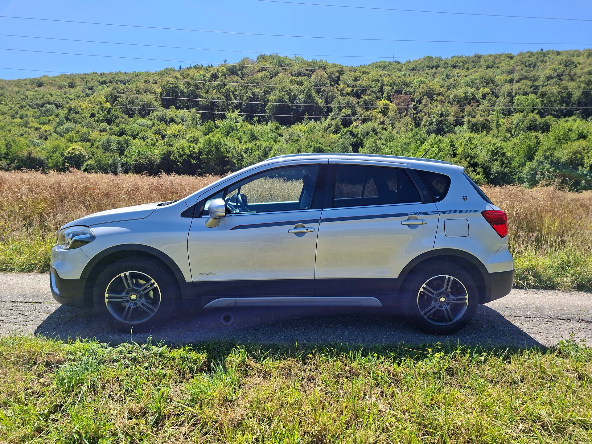 SUZUKI SX4 S-Cross 1.4 16V Piz Sulai 4WD Automatic-image-1