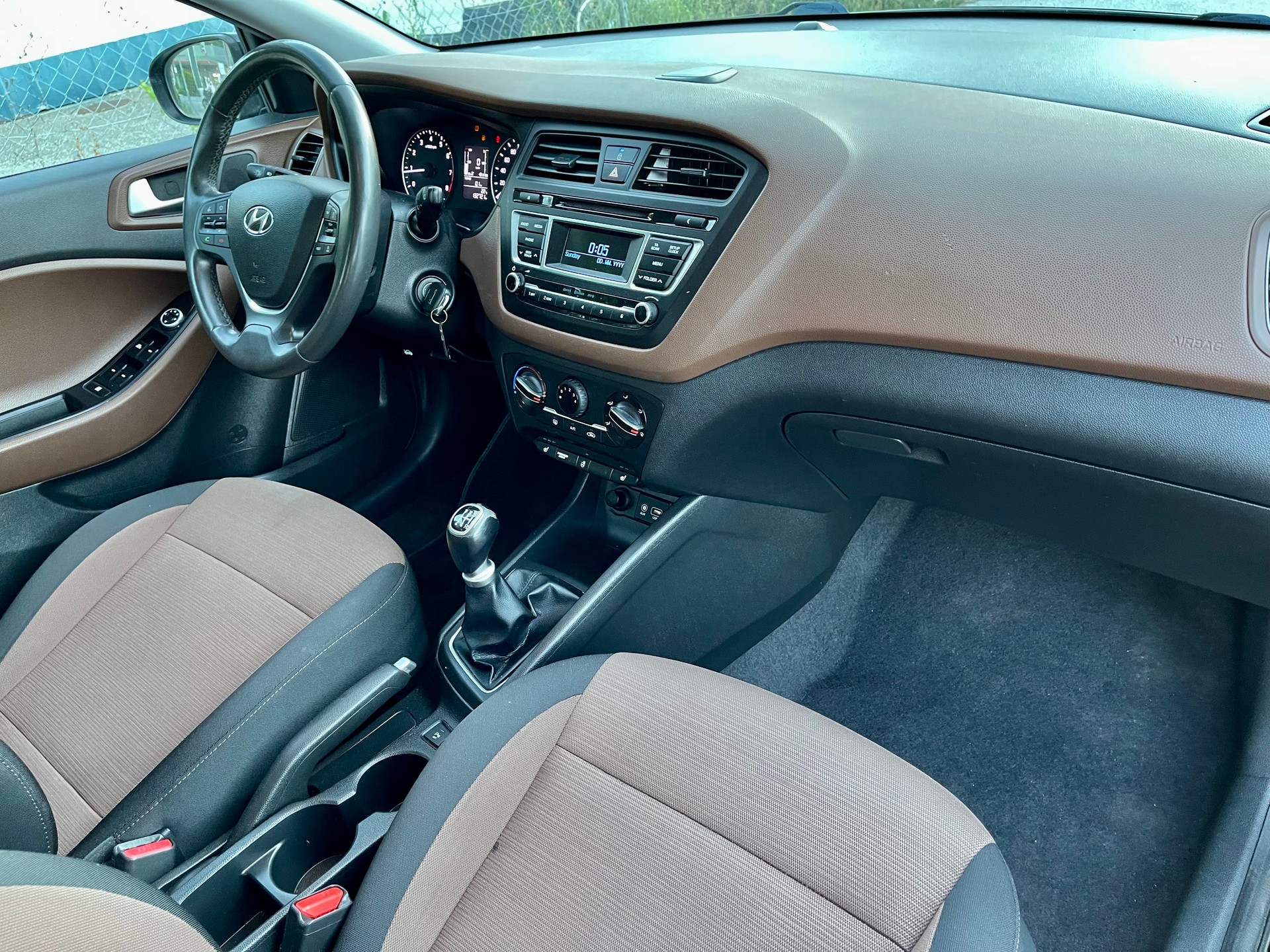 HYUNDAI i20 1.2 Plena-image-22