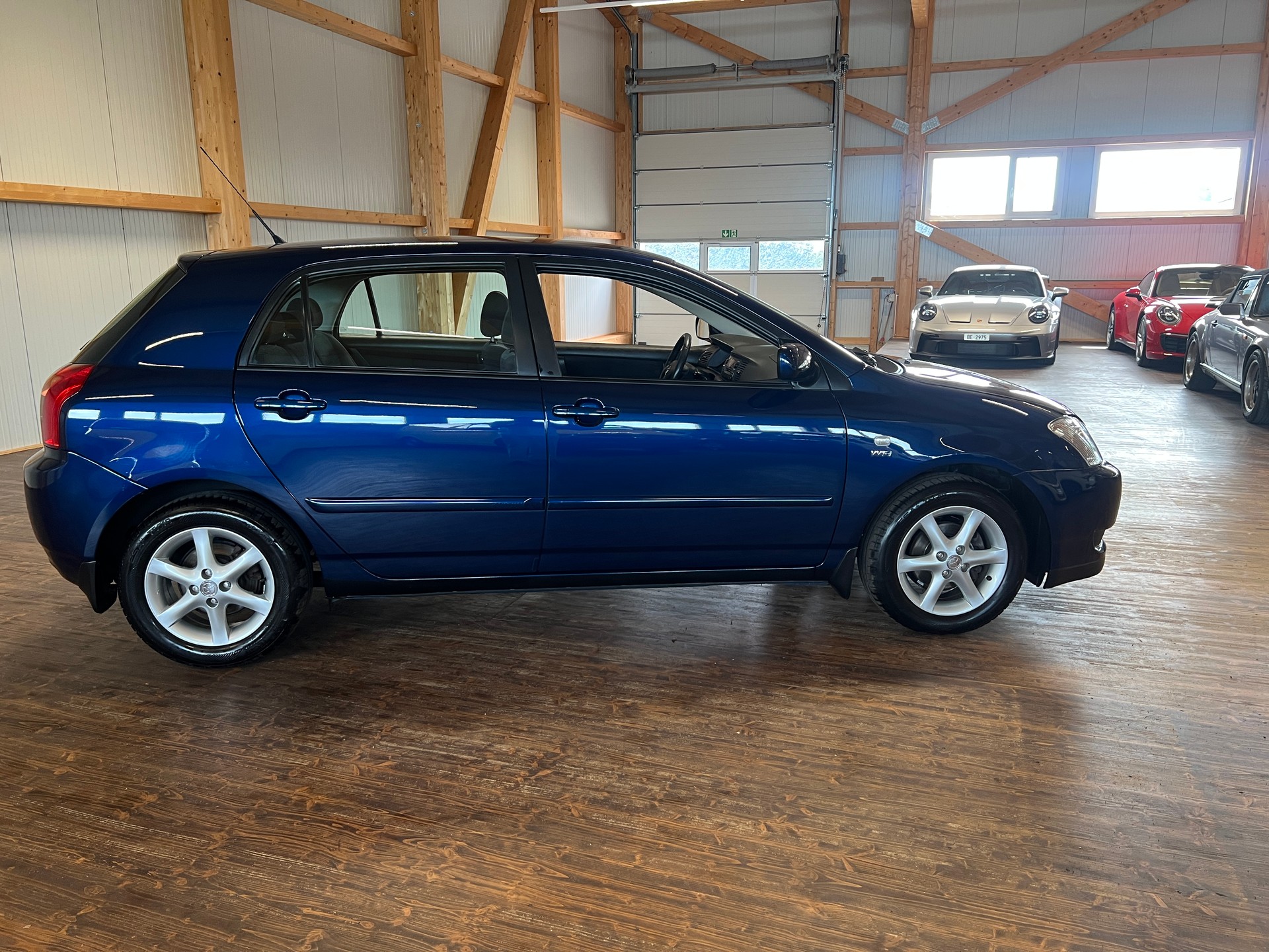TOYOTA Corolla 1.6 Linea Sol-image-3