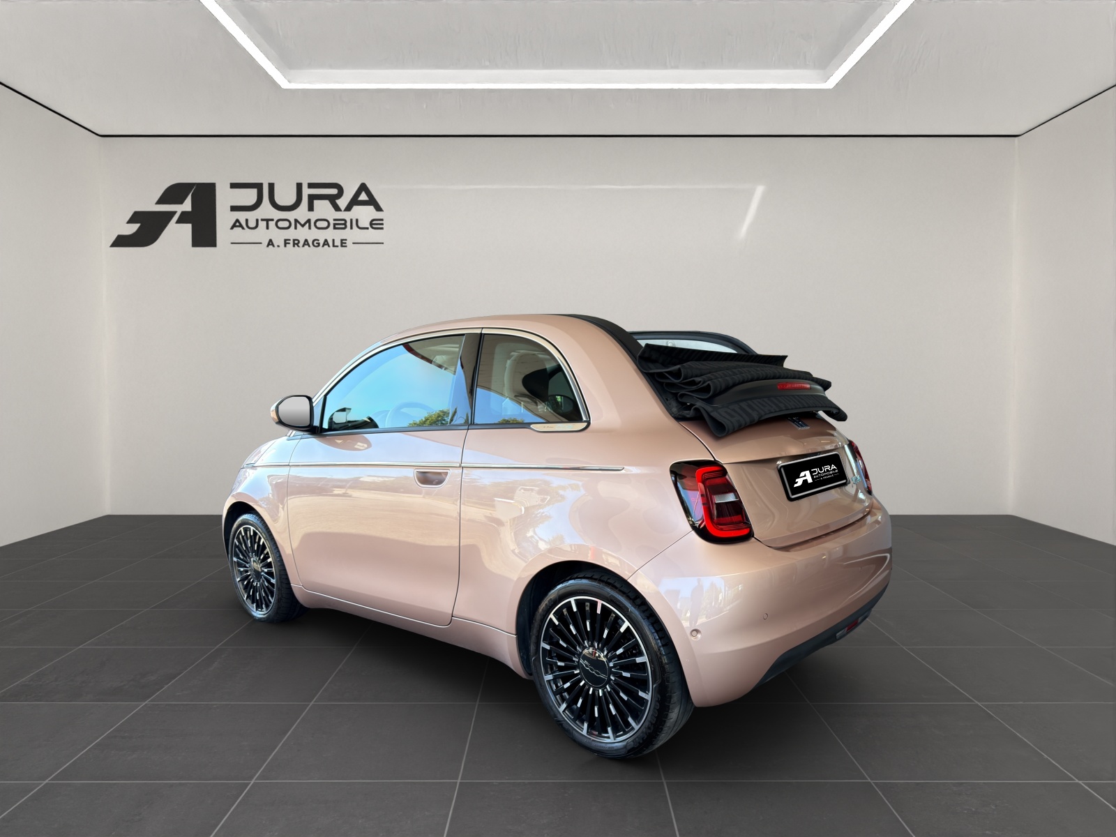 FIAT 500 Cabrio La Prima by Bocelli-image-4