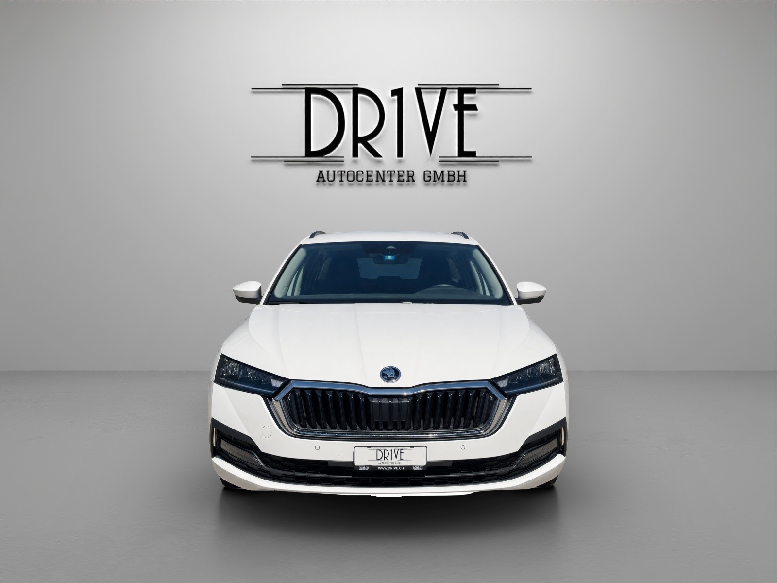 SKODA Octavia Combi 2.0 TDI DSG Ambition 4x4-image-1