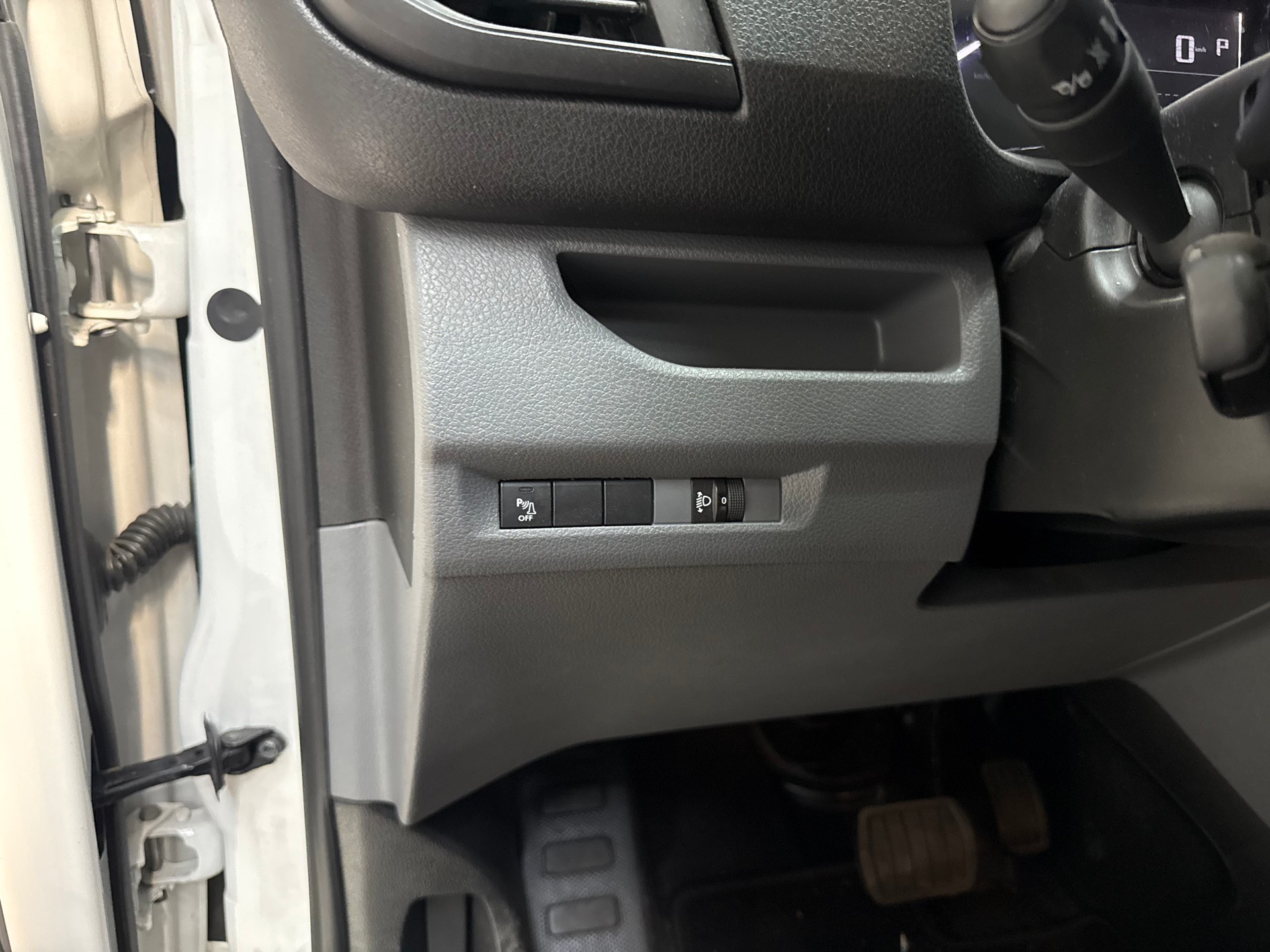 PEUGEOT Expert 2.0 BlueHDi 180 S&S Active Standard EAT6-image-11