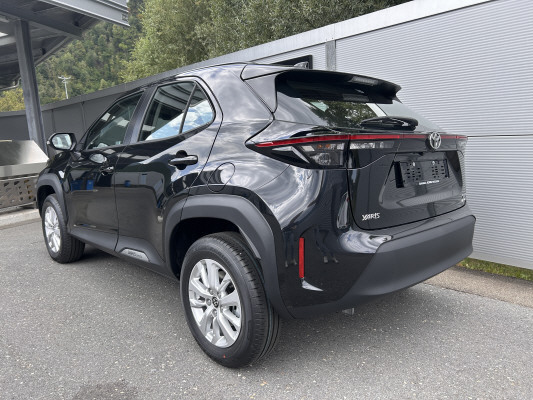 TOYOTA Yaris Cross 1.5 Comf. AWD-image-3