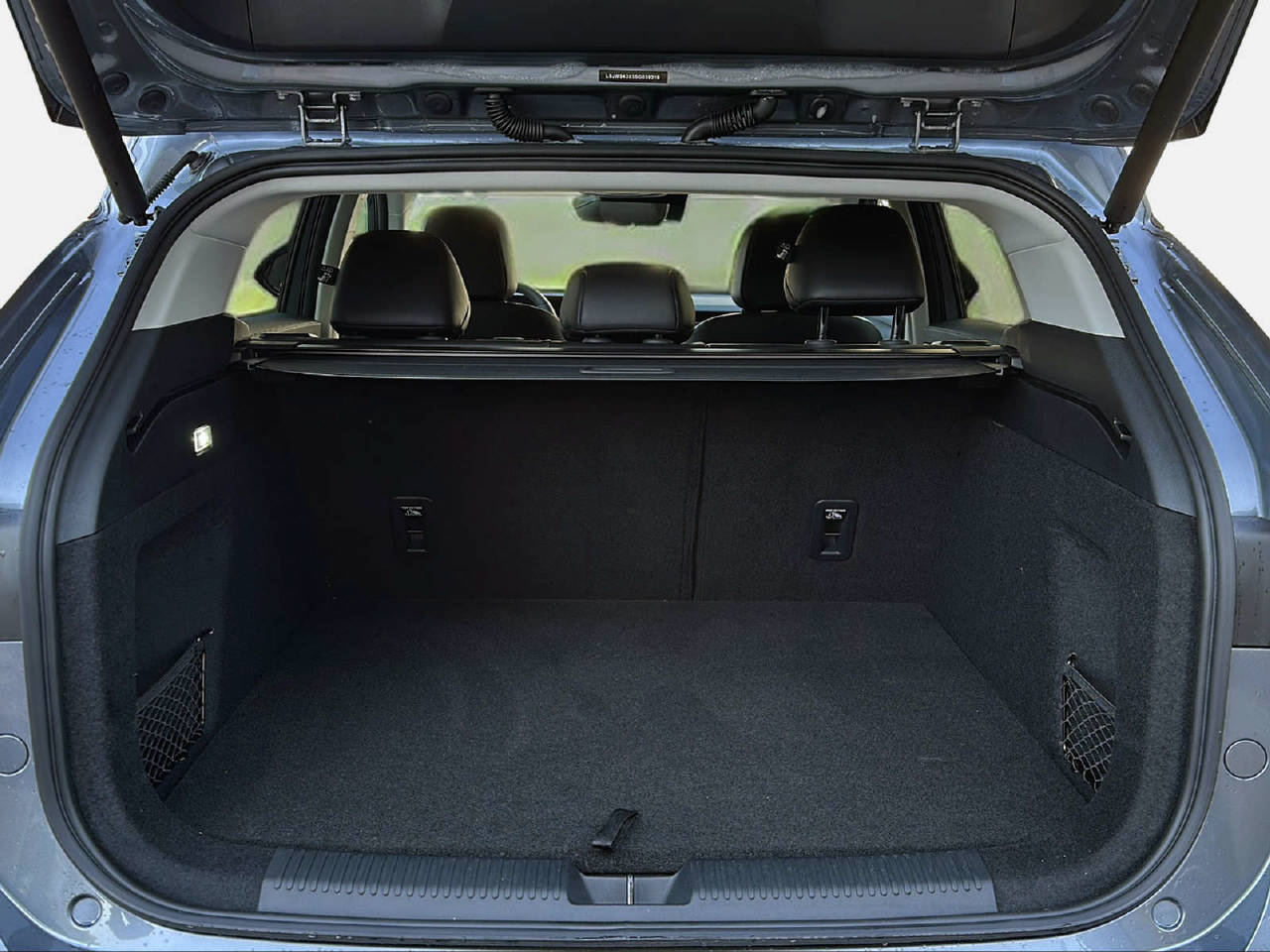 MG HS 1.5 Hybrid Luxury-image-4