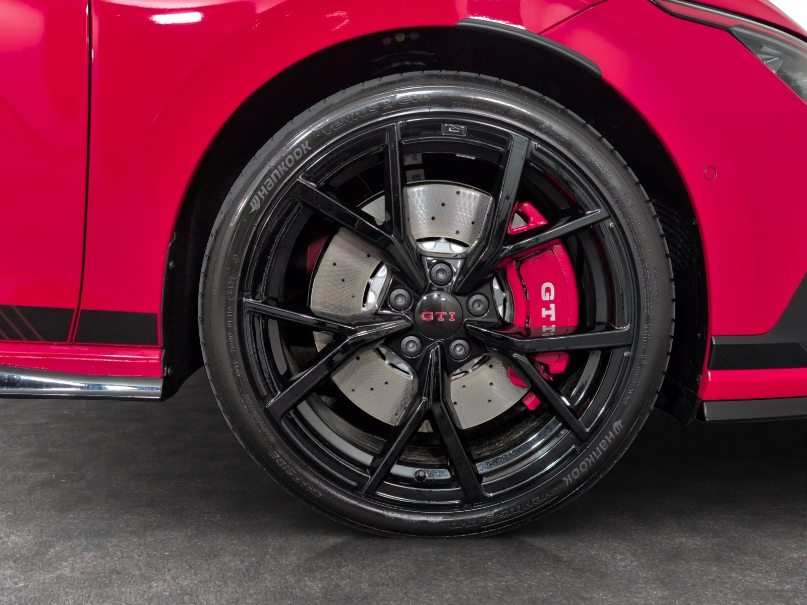 VW Golf 2.0 TSI GTI Edition 50 DSG-image-4