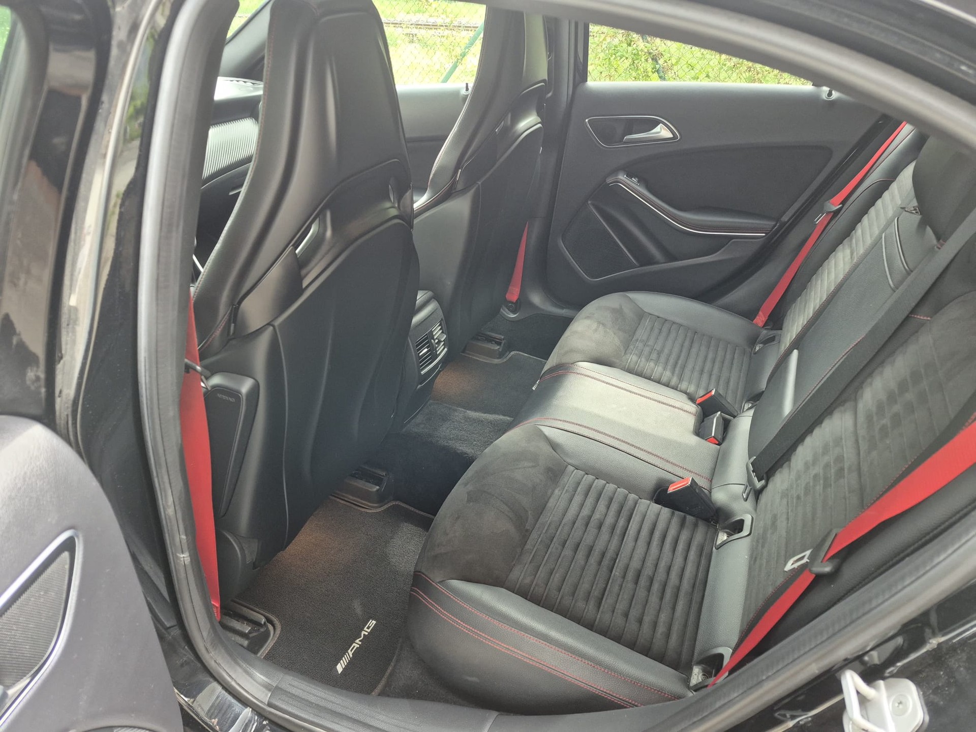 MERCEDES-BENZ A 45 AMG 4Matic Speedshift 7G-DCT-image-8