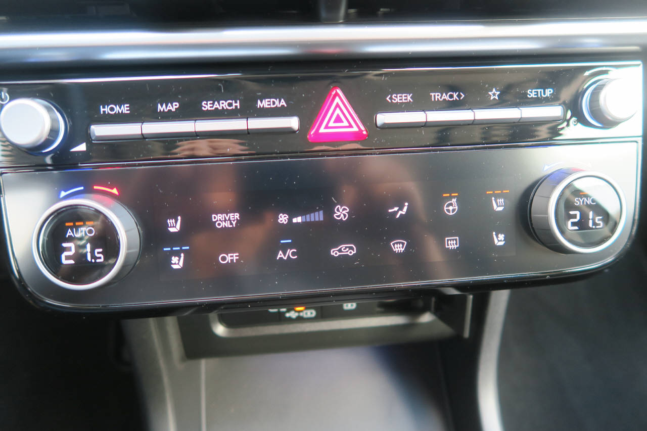 HYUNDAI Tucson 1.6 T-GDi HEV Vertex Swiss Edition 4x4-image-11