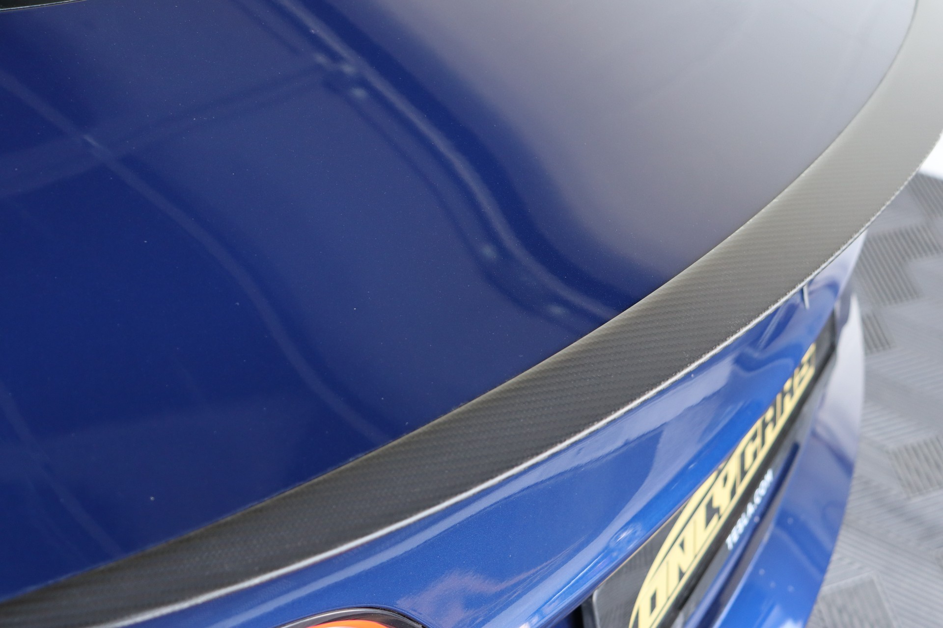 TESLA Model 3 Performance Dual Motor AWD-image-9