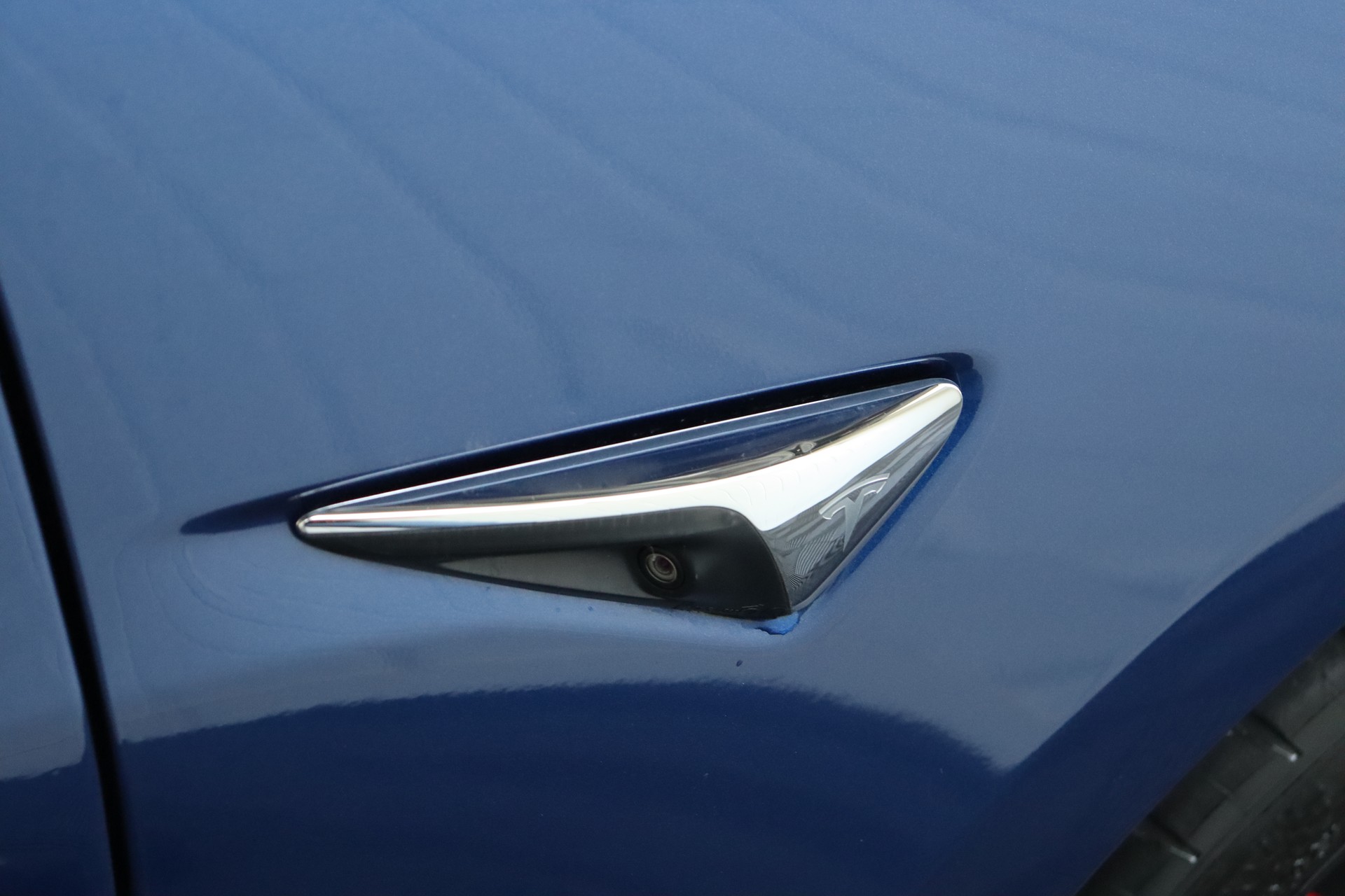 TESLA Model 3 Performance Dual Motor AWD-image-3