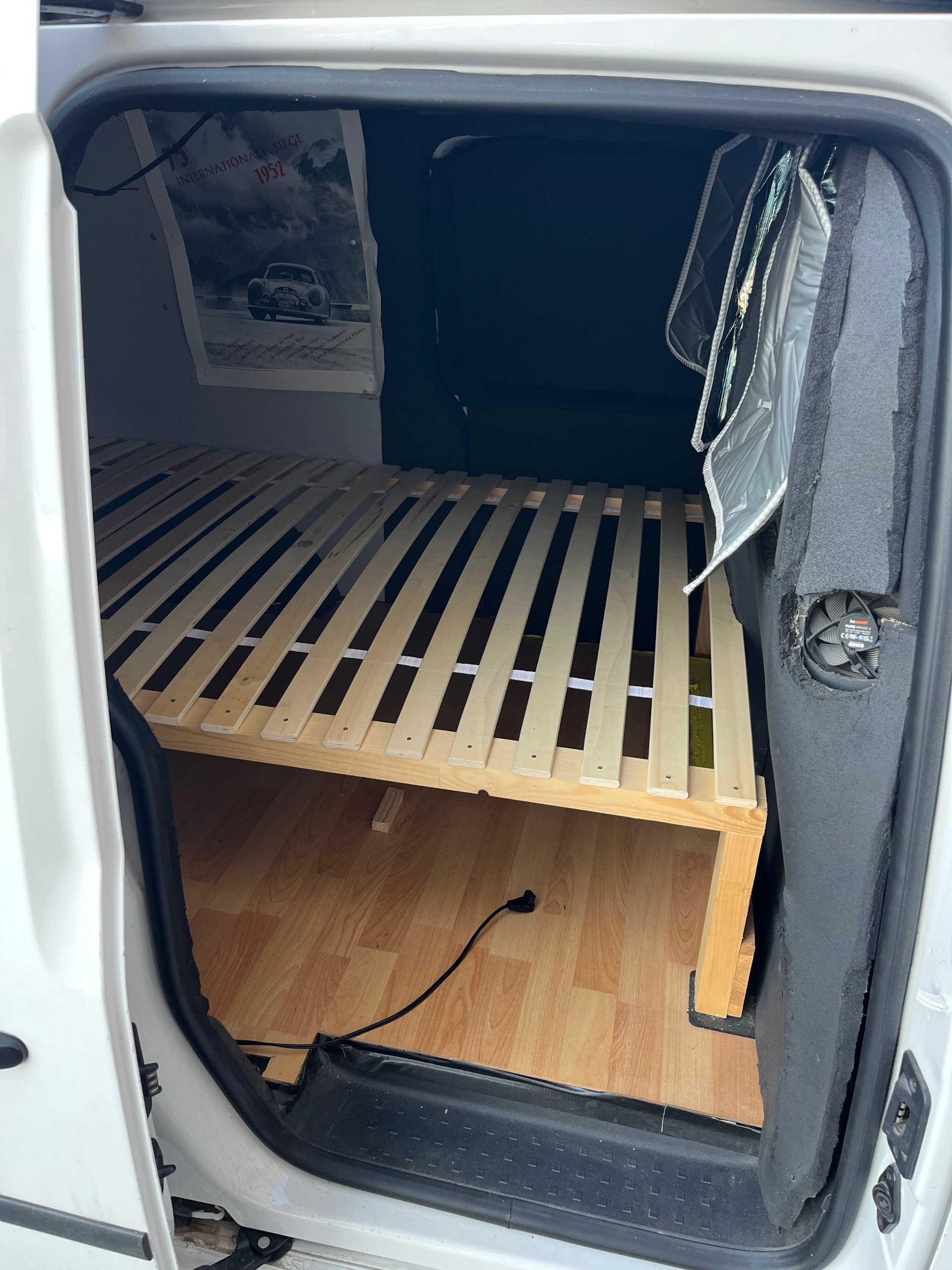VW Maxi-image-2