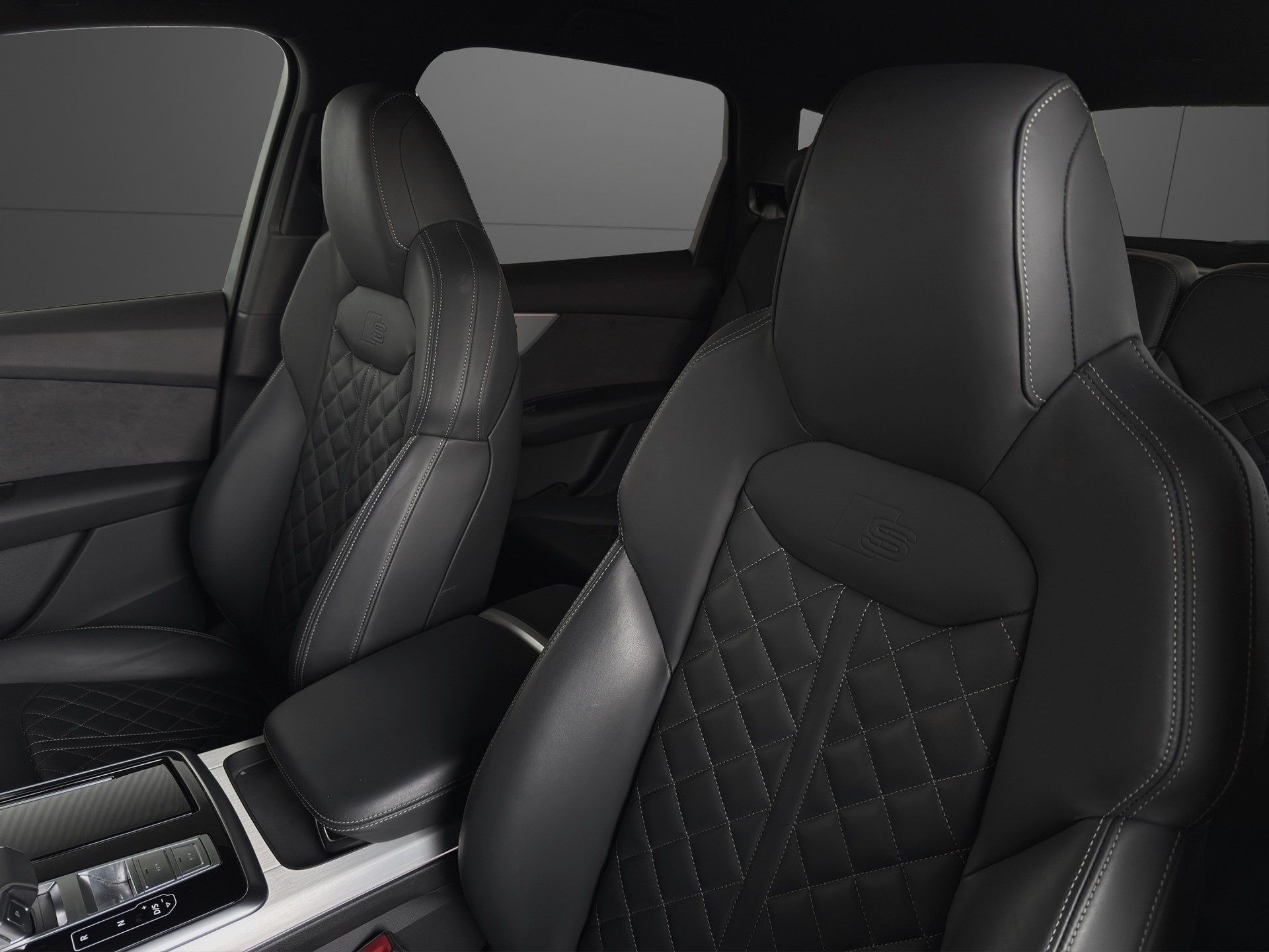 AUDI Q7 55 TFSI e quattro PHEV S line tiptronic-image-9