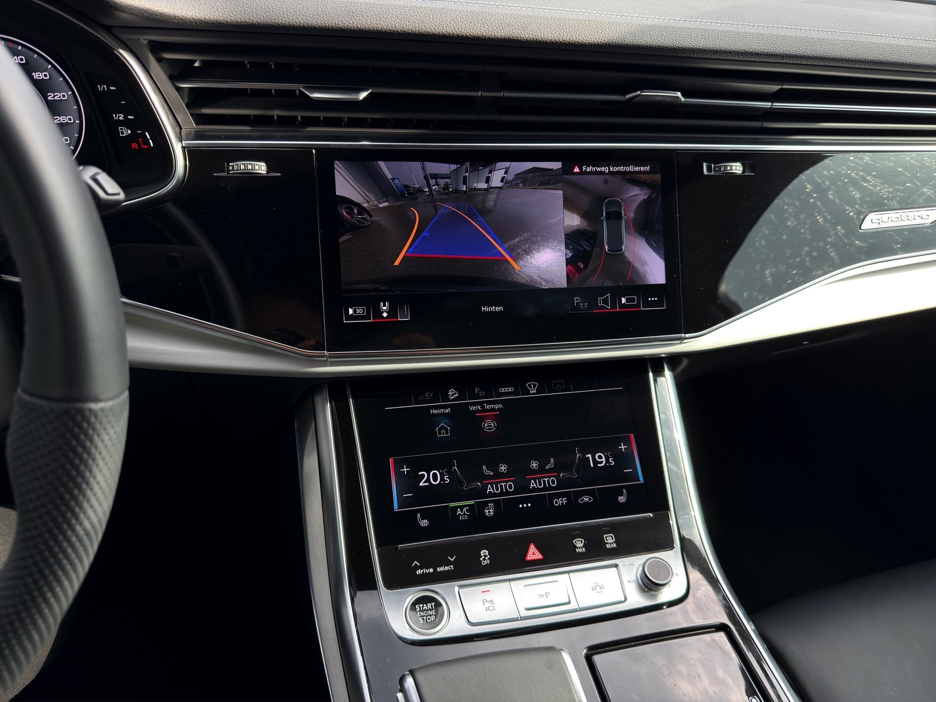 AUDI Q7 55 TFSI e quattro PHEV S line tiptronic-image-15